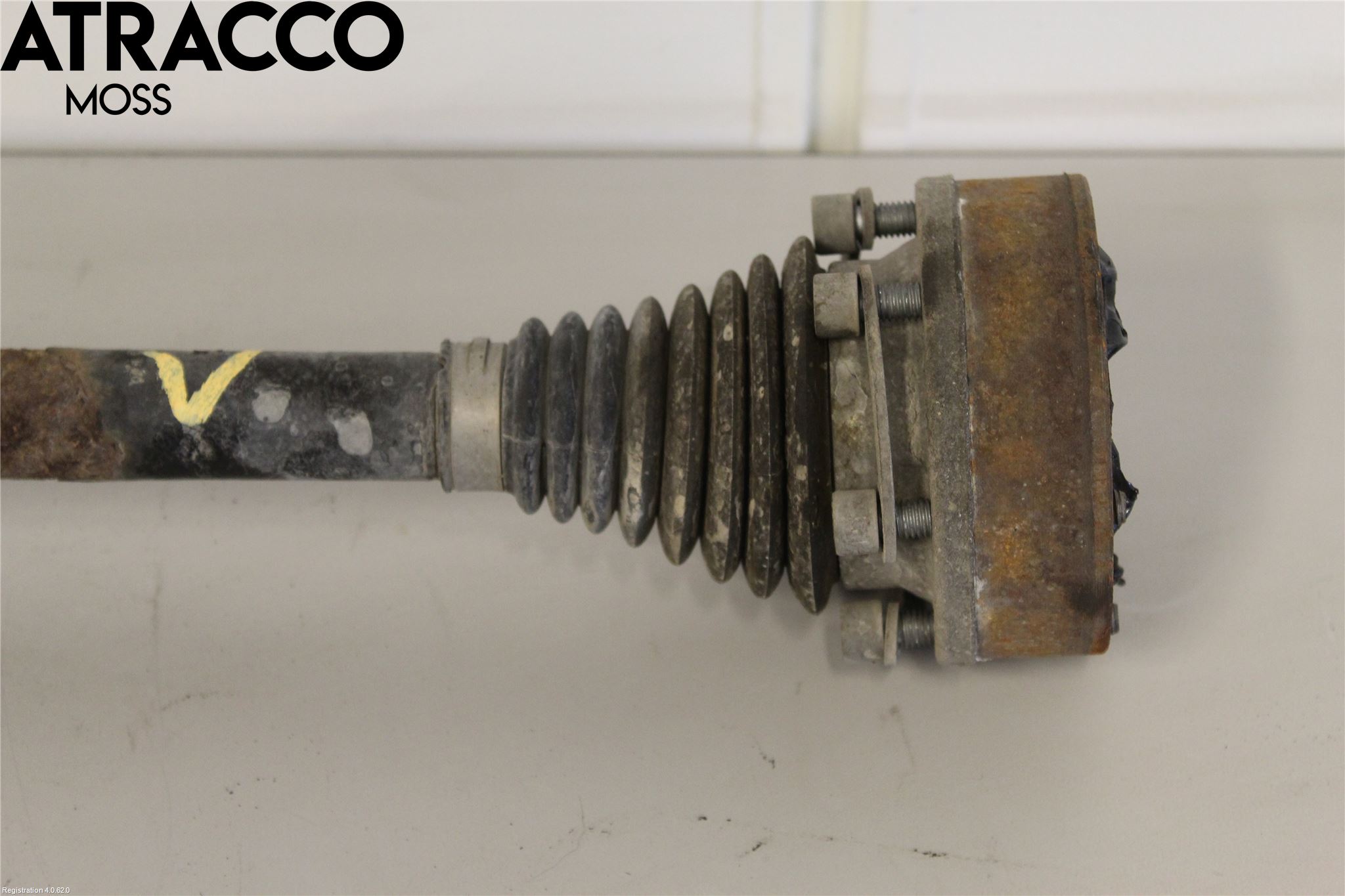 Audi A1/S1 11-18 Drivaxel Fram Vänster