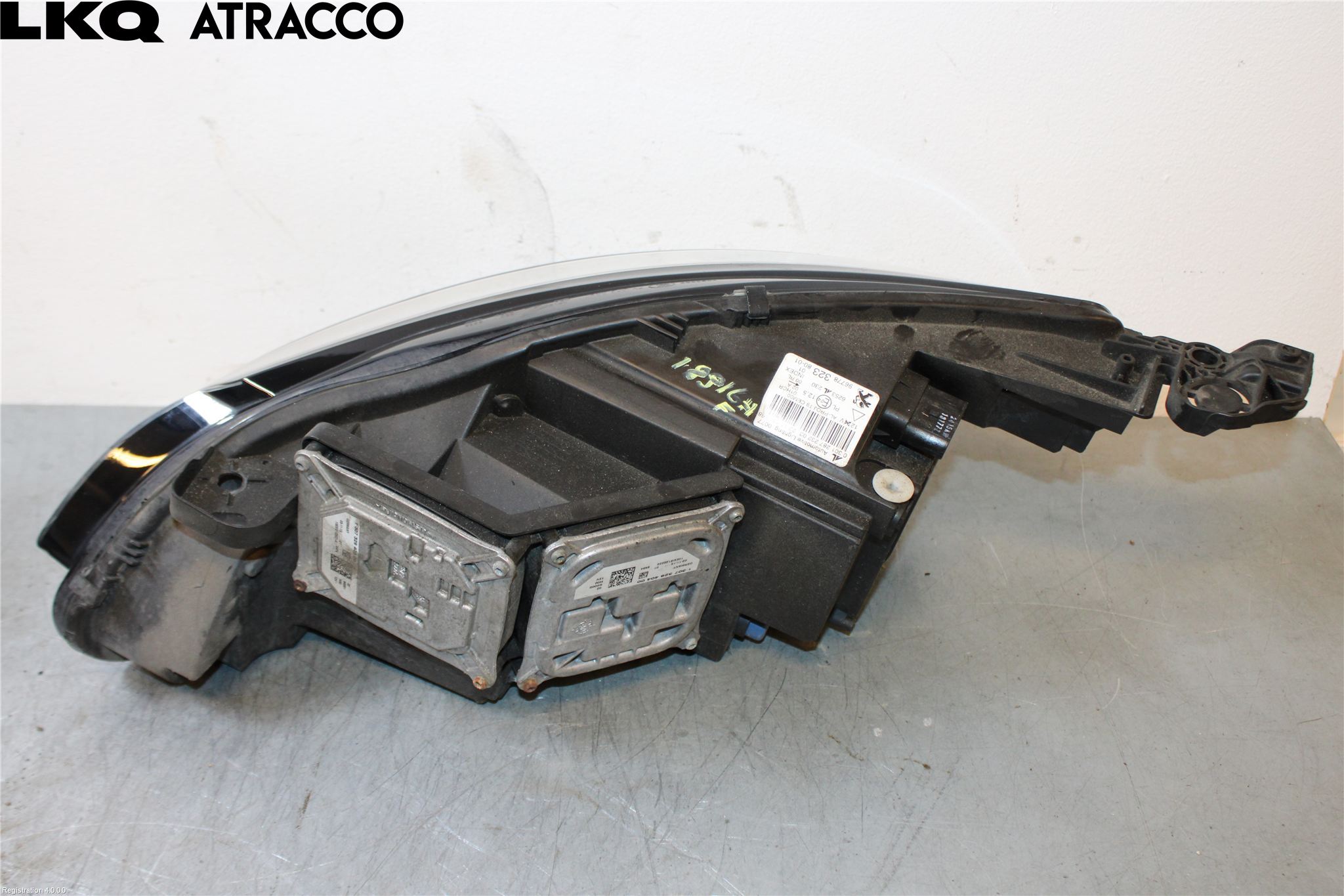 Peugeot 308 14-21 Strålkastare Höger