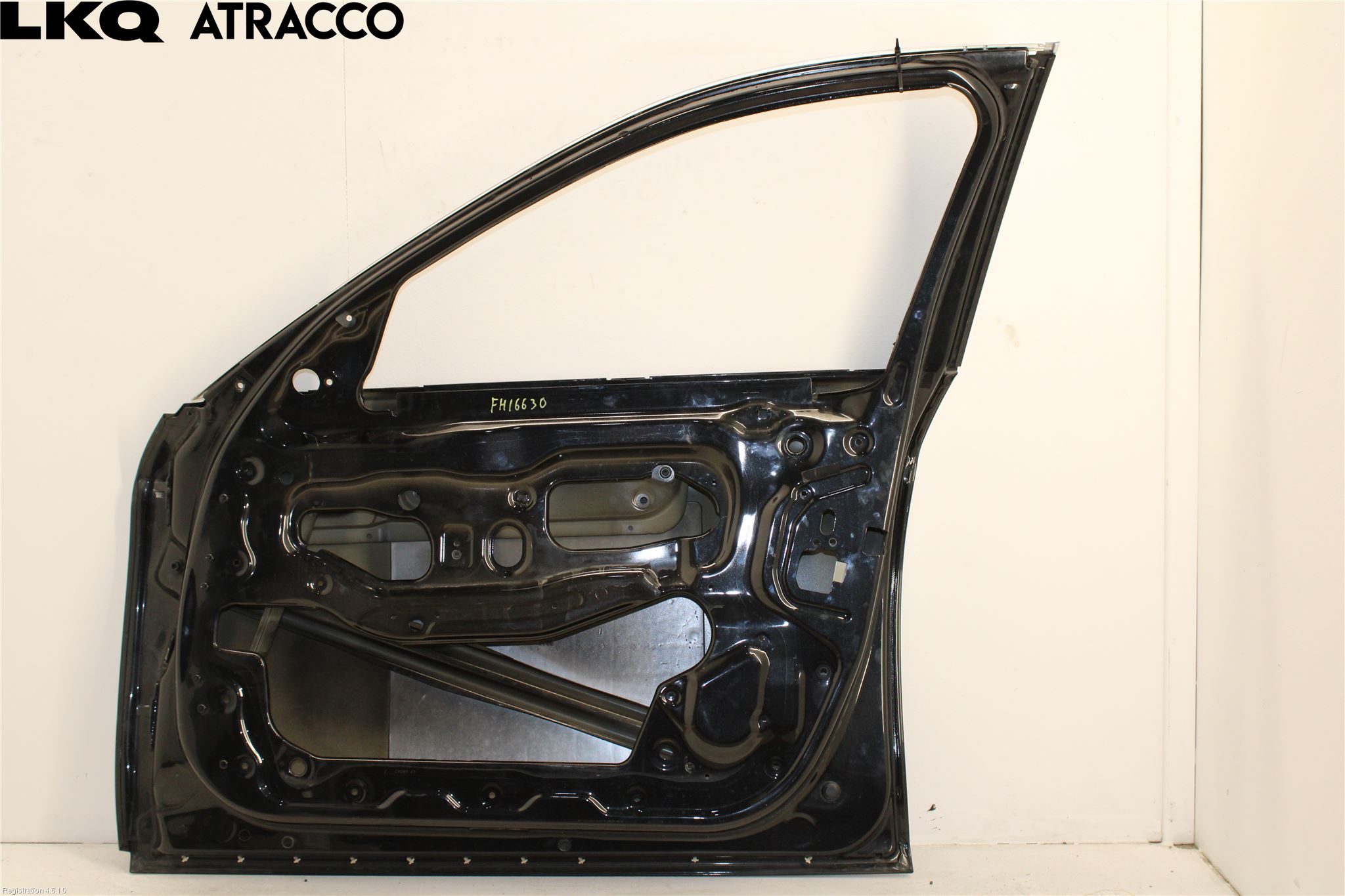 BMW 5 F10/F11/F18 09-17 Dörr Fram Höger