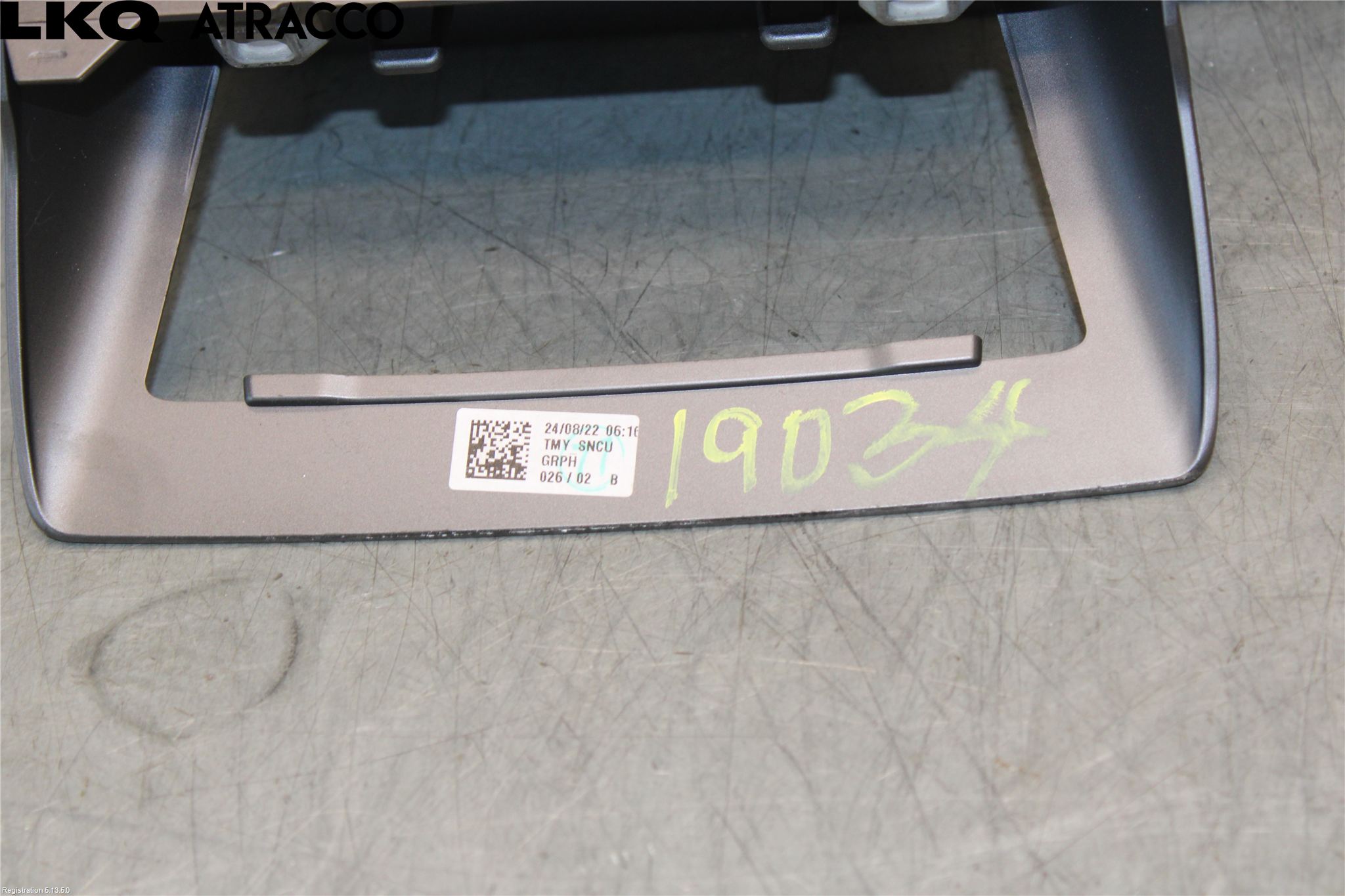 Tesla MODEL Y 21- Multifunktionsdisplay
