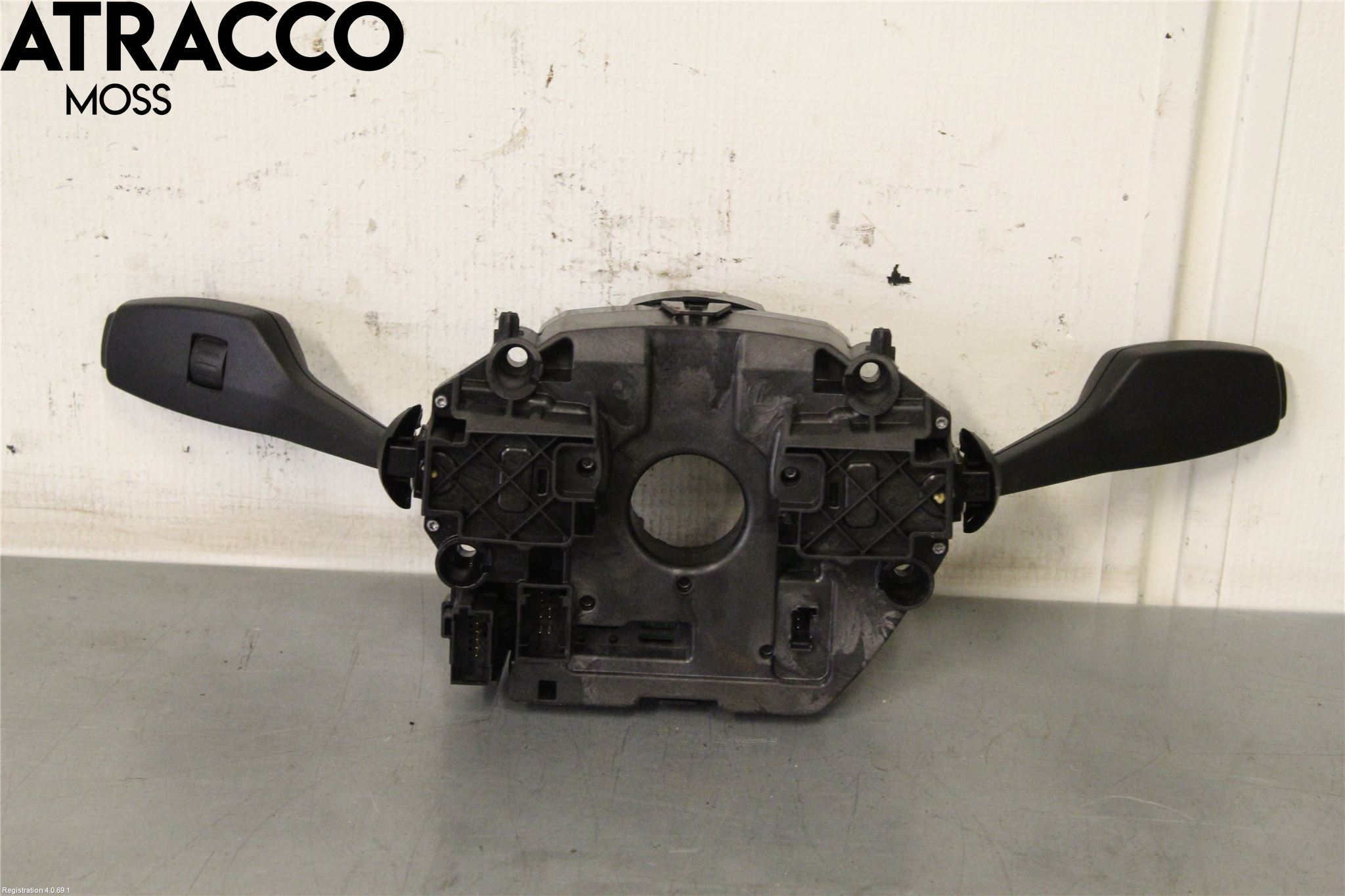 BMW 1 F20/F21 11-19 Spakcentral