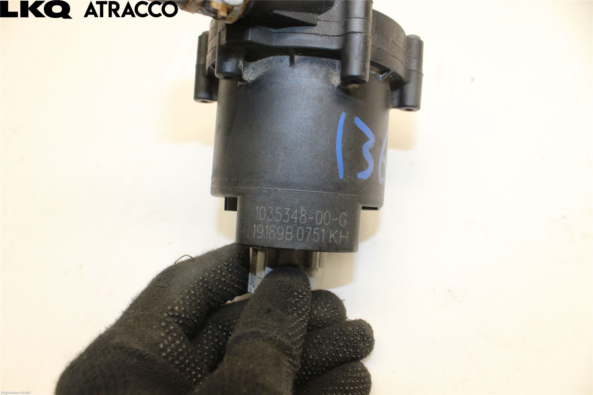 Tesla MODEL S 13- Vattenpump