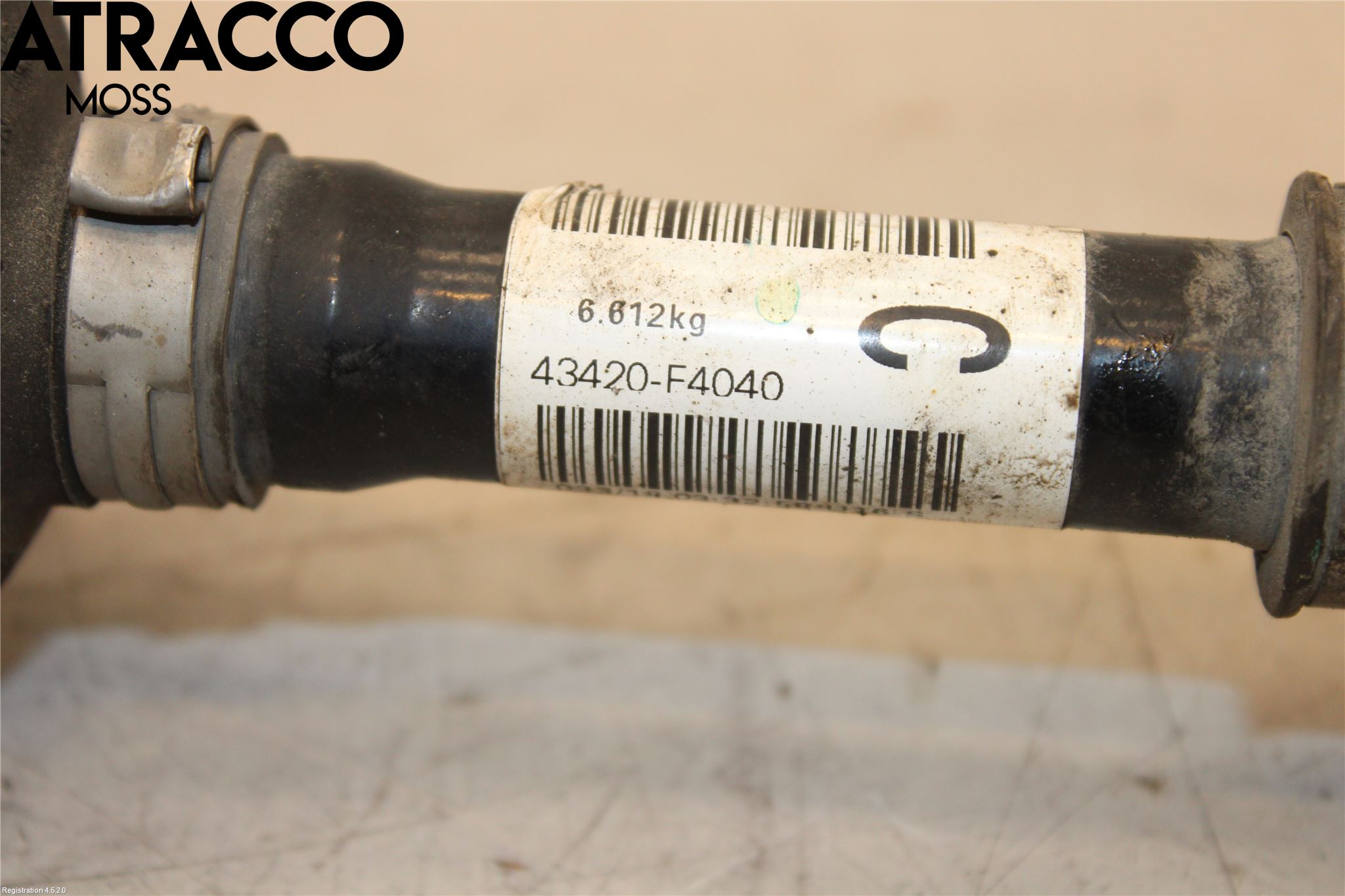Toyota C-HR 16-23 Drivaxel Fram Vänster
