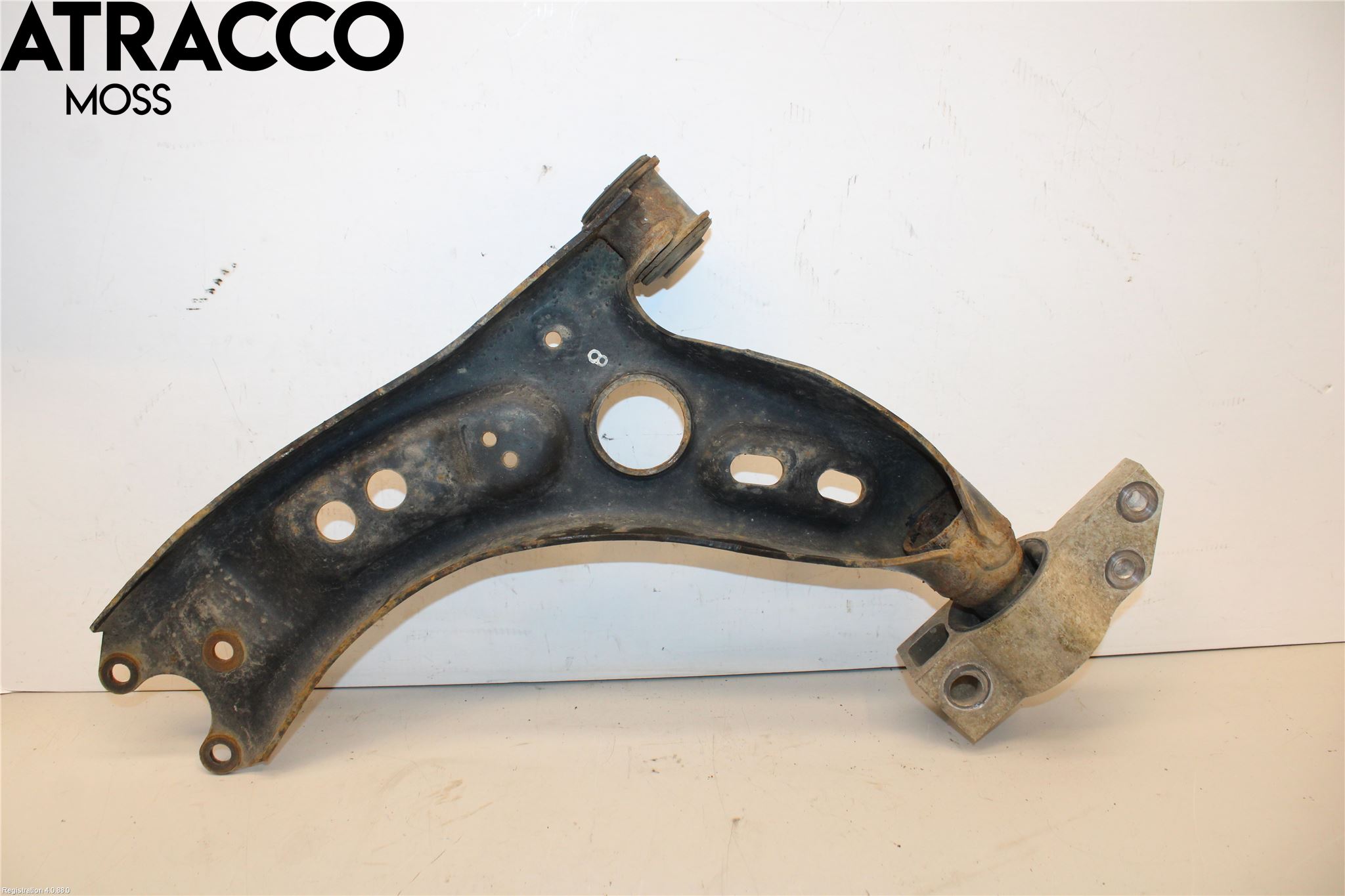 Volkswagen VW GOLF VI 09-13 Bärarm Fram Undre Hö