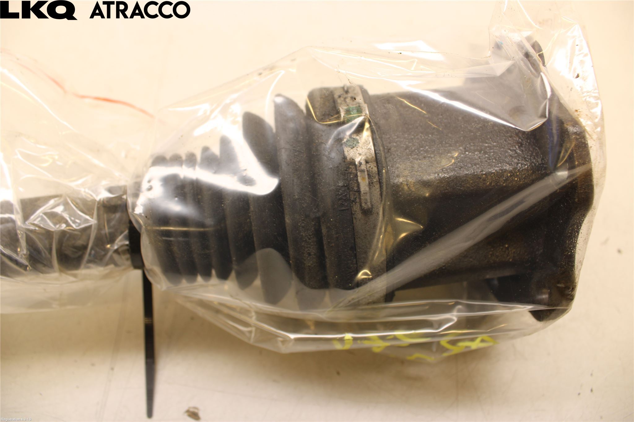 Audi A6 ALLROAD 12-18 Drivaxel Fram Vänster