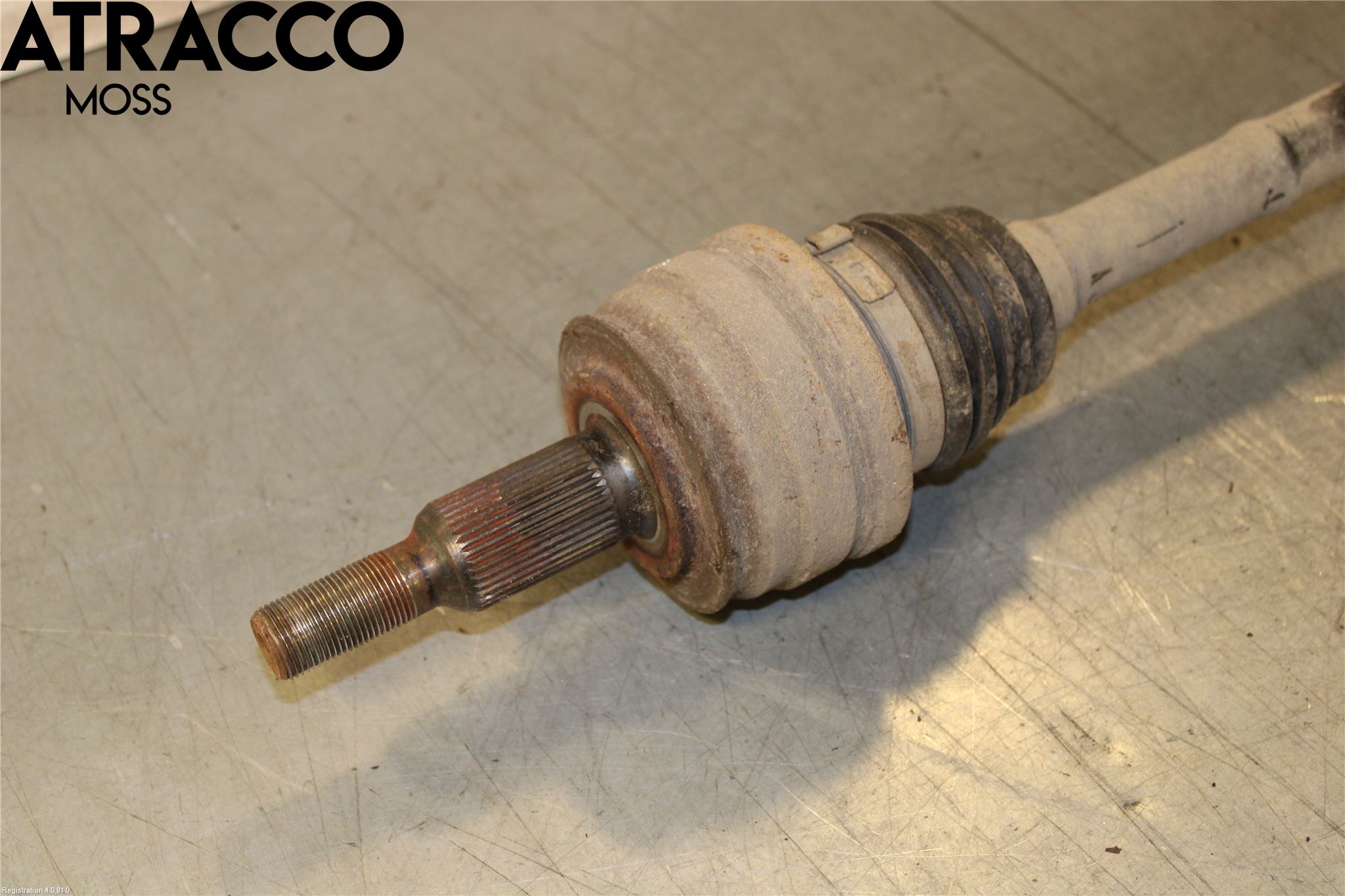 Volkswagen VW TRANSP/CARAVELLE (T5) 04-15 Drivaxel Bak Höger