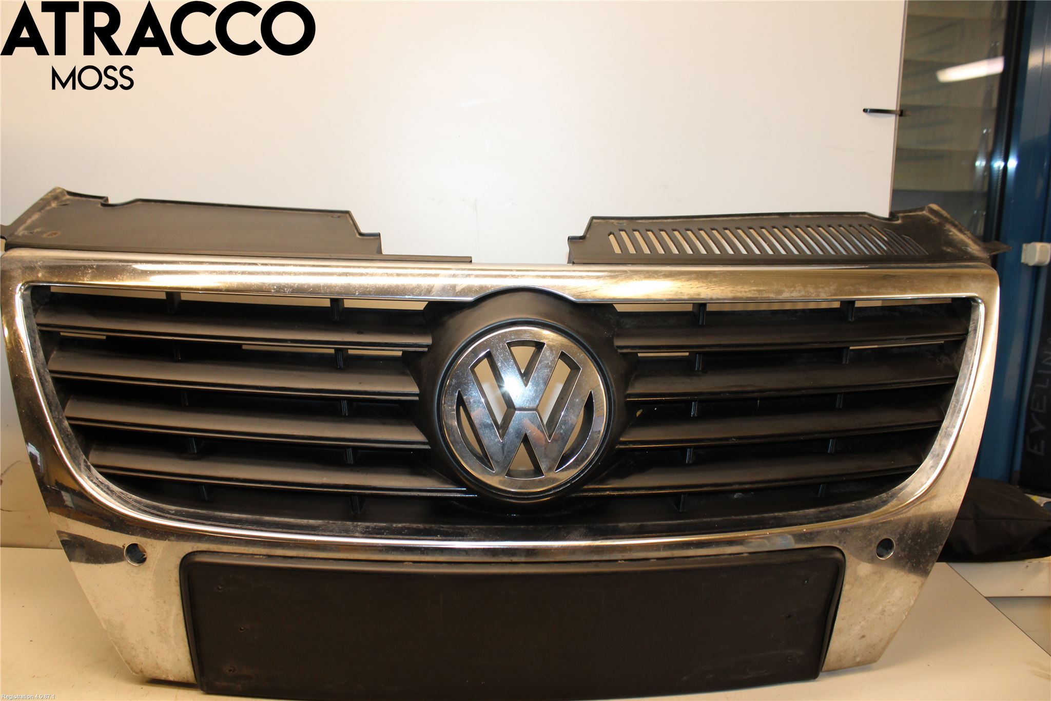 Volkswagen VW PASSAT 05-11 Grill Komp