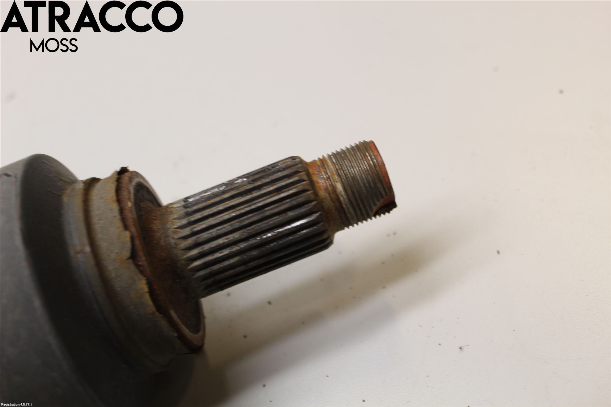 BMW 1 F20/F21 11-19 Drivaxel Bak Höger
