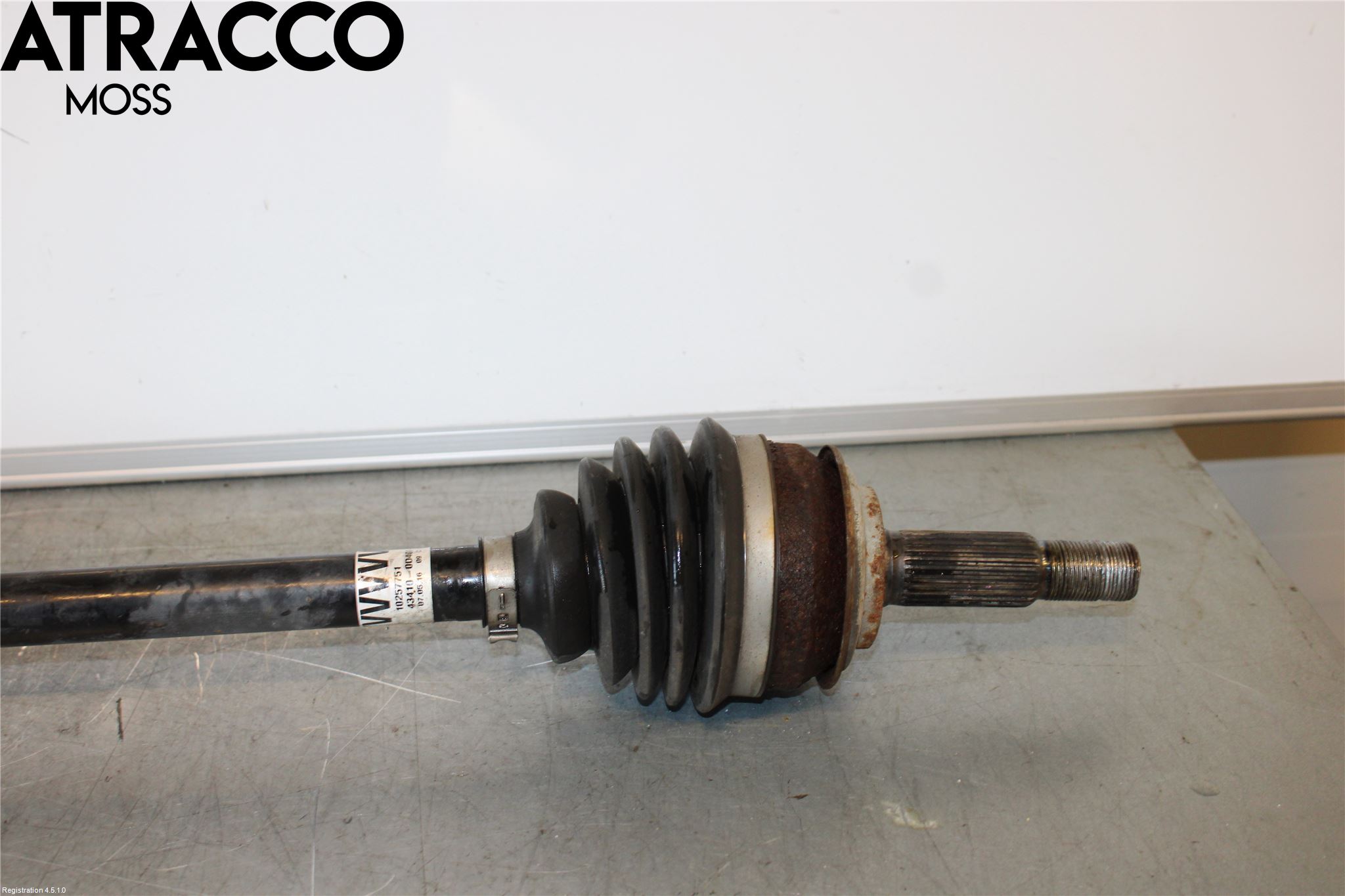 Toyota YARIS XP130 15-20 Drivaxel Fram Höger