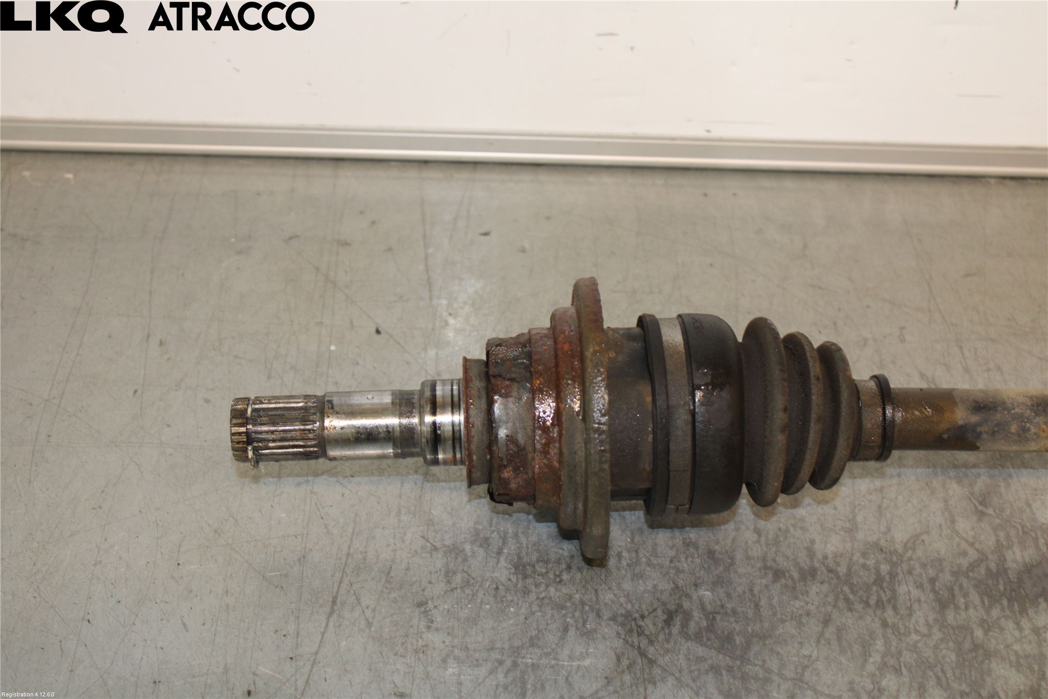 Mazda CX-5 17- Drivaxel Bak Vänster