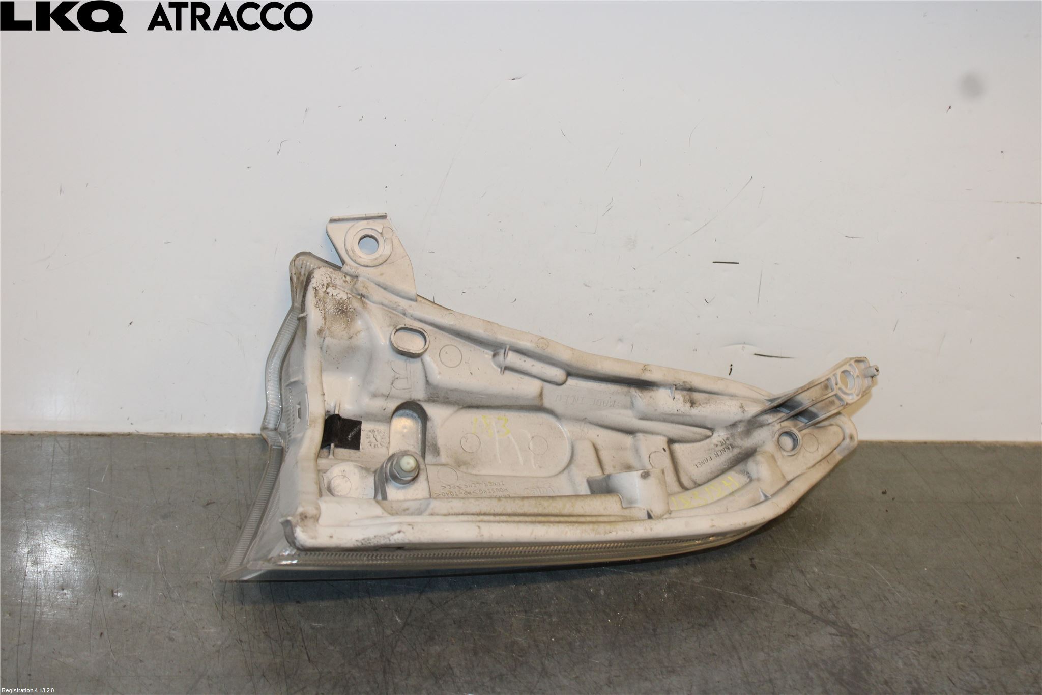 Nissan LEAF 11-17 Strålkastarhus Hö