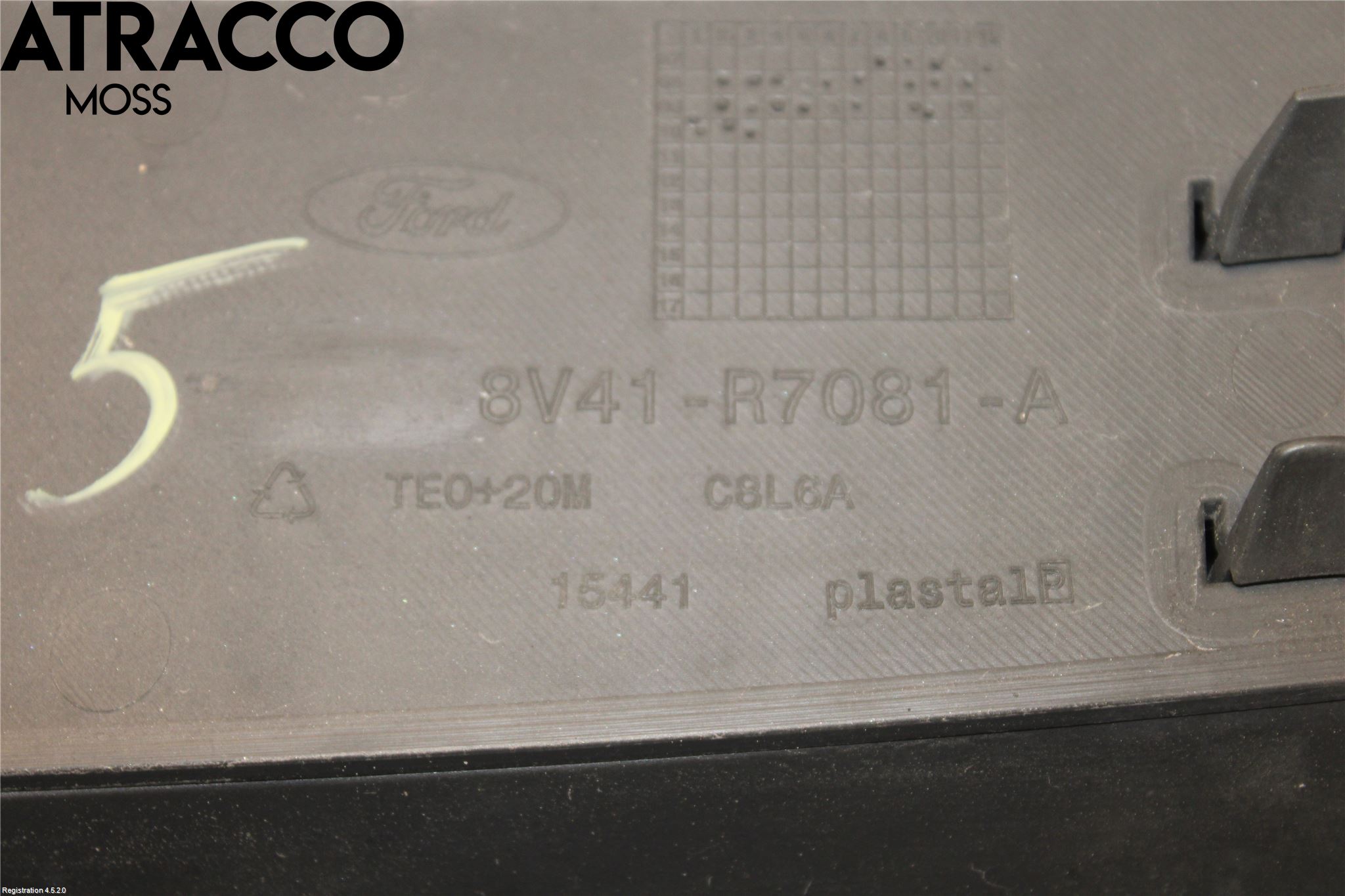 Ford KUGA 08-12 Grill Komp