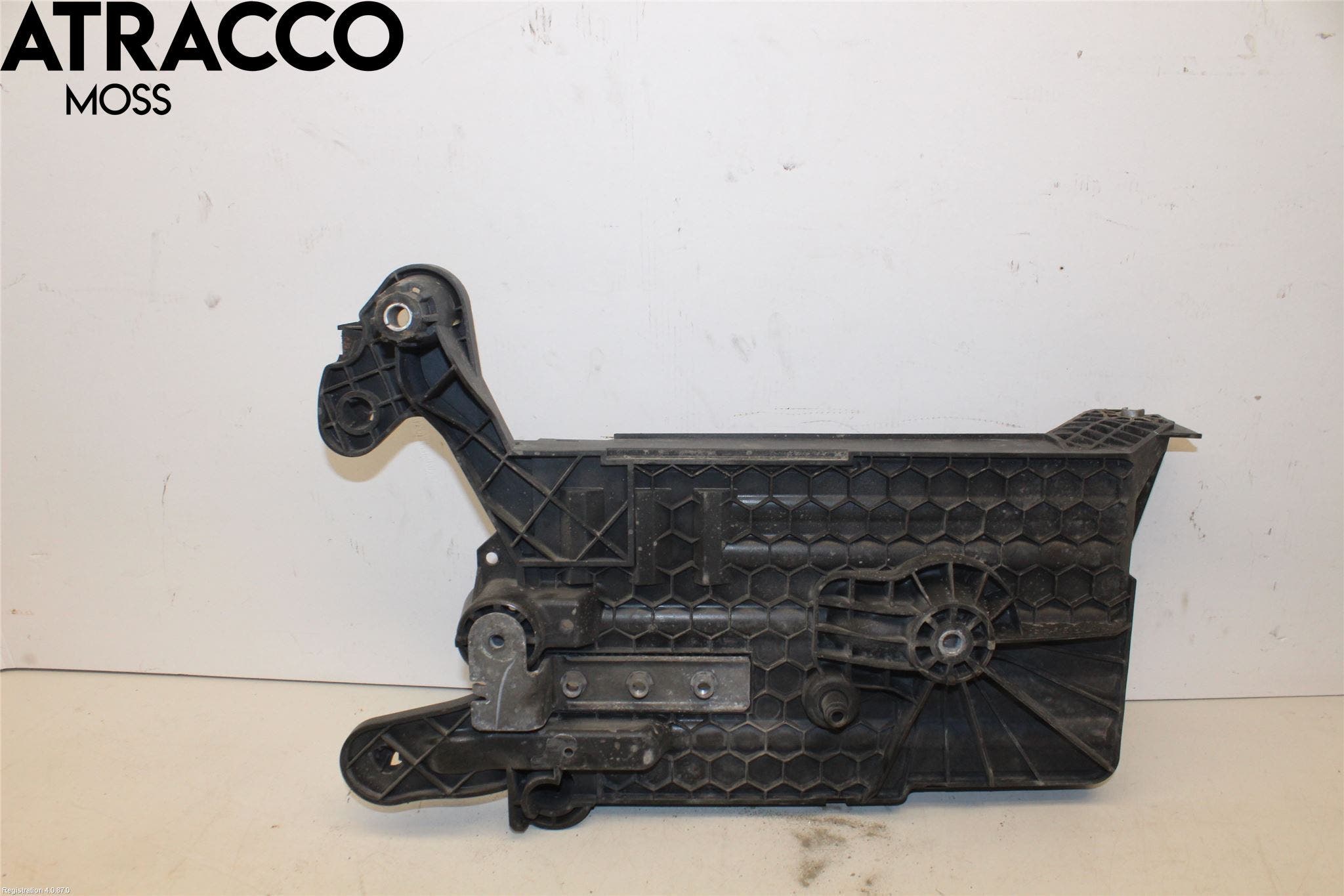 Volkswagen VW GOLF / E-GOLF VII 13-20 Batterilåda-Fäste-Hållare
