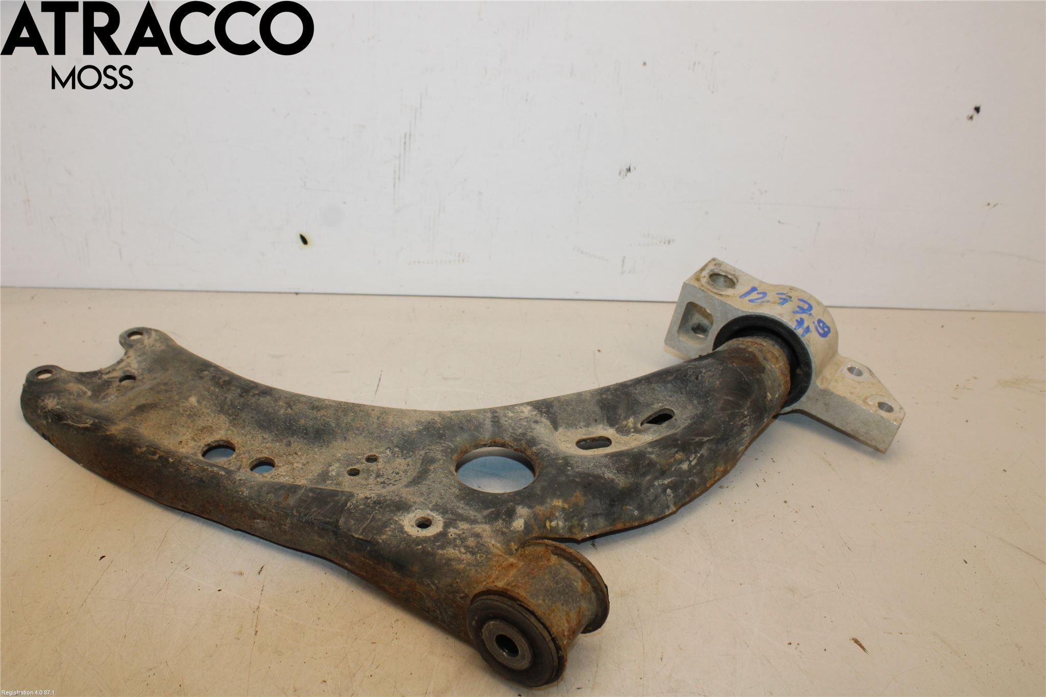 Volkswagen VW GOLF PLUS/CROSS GOLF 04-14 Bärarm Fram Undre Hö
