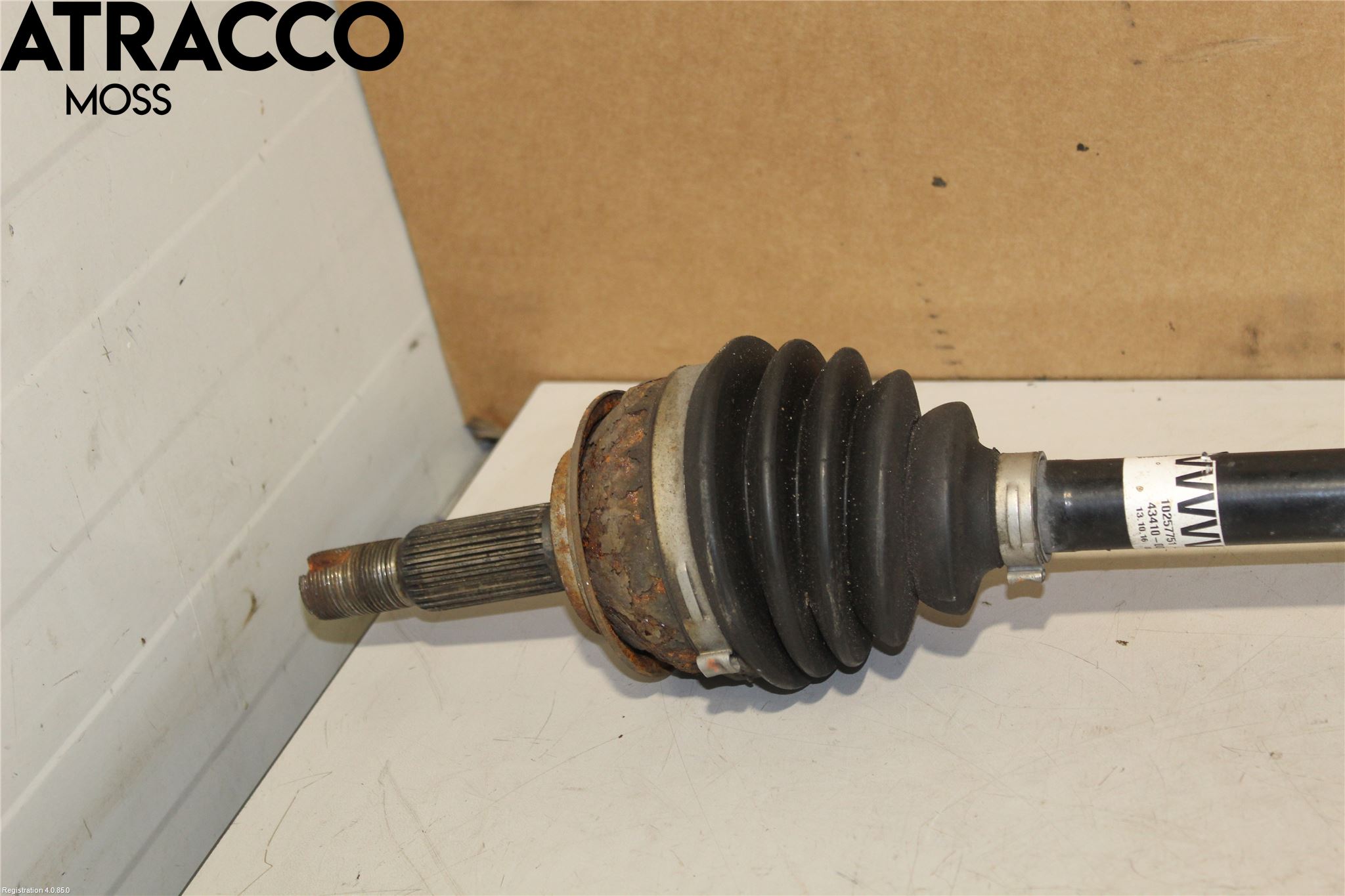 Toyota YARIS XP130 15-20 Drivaxel Fram Höger