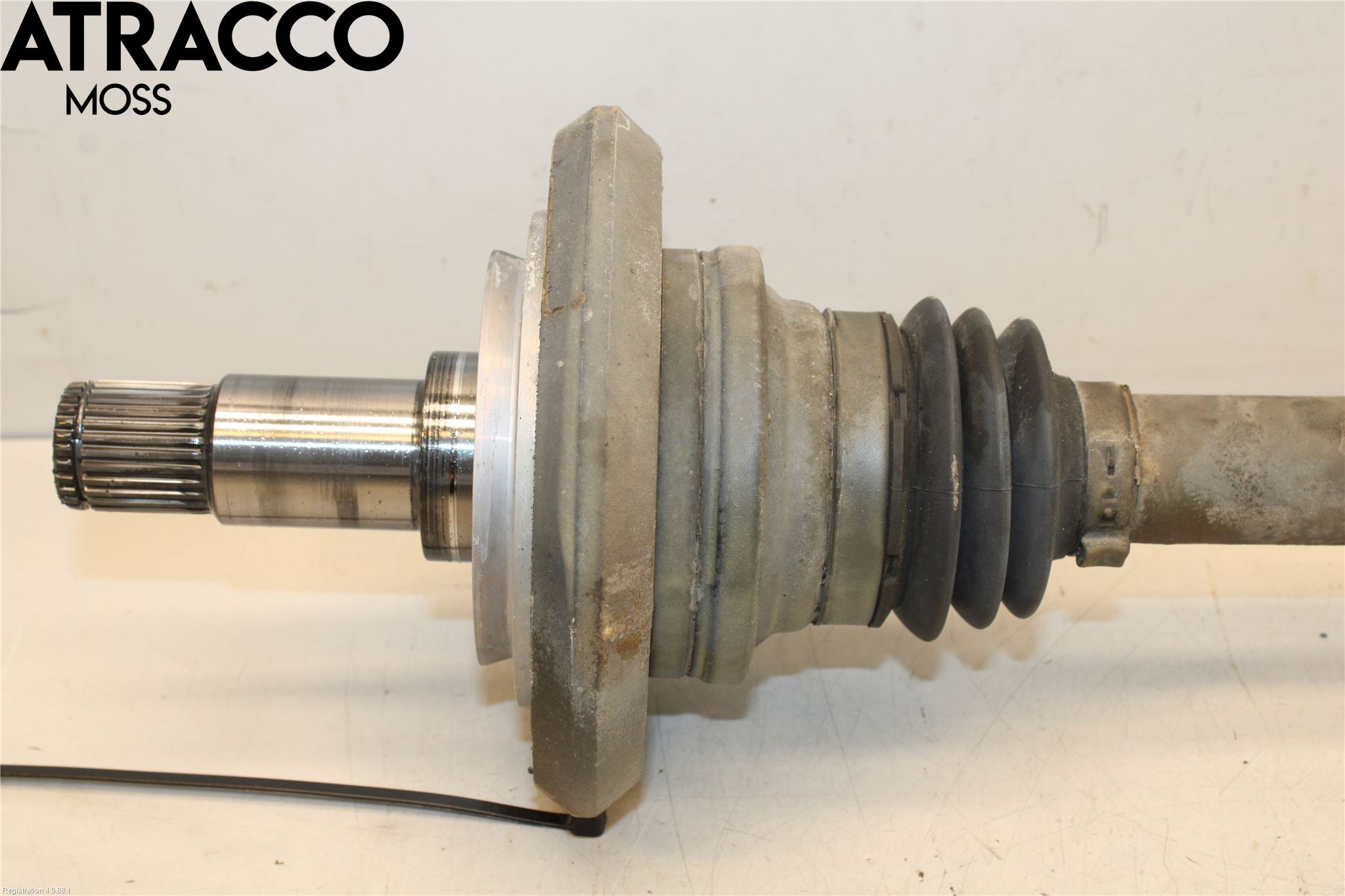 Mercedes-Benz MB E-KLASS (W213) 16-23 Drivaxel Bak Vänster