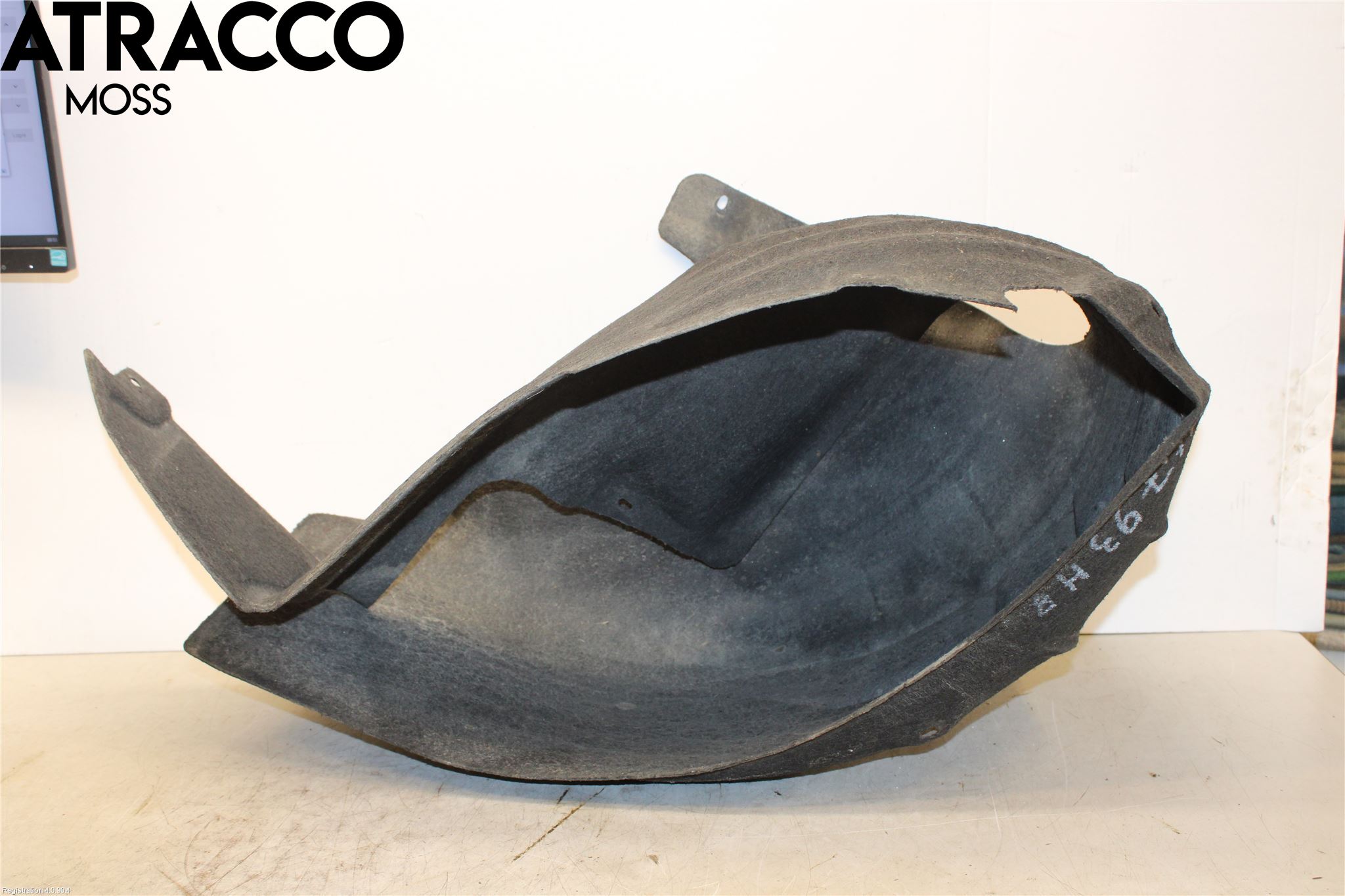 Volkswagen VW TOURAN 16- Skärm Inner