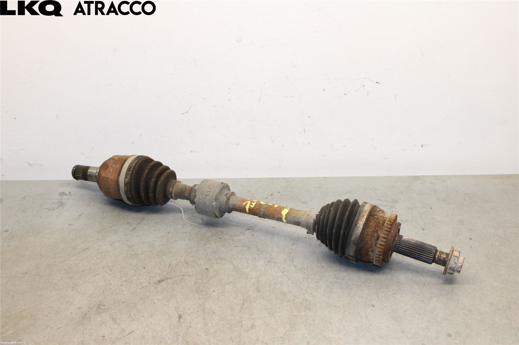 Hyundai i30 GD 13-17 Drivaxel Fram Vänster