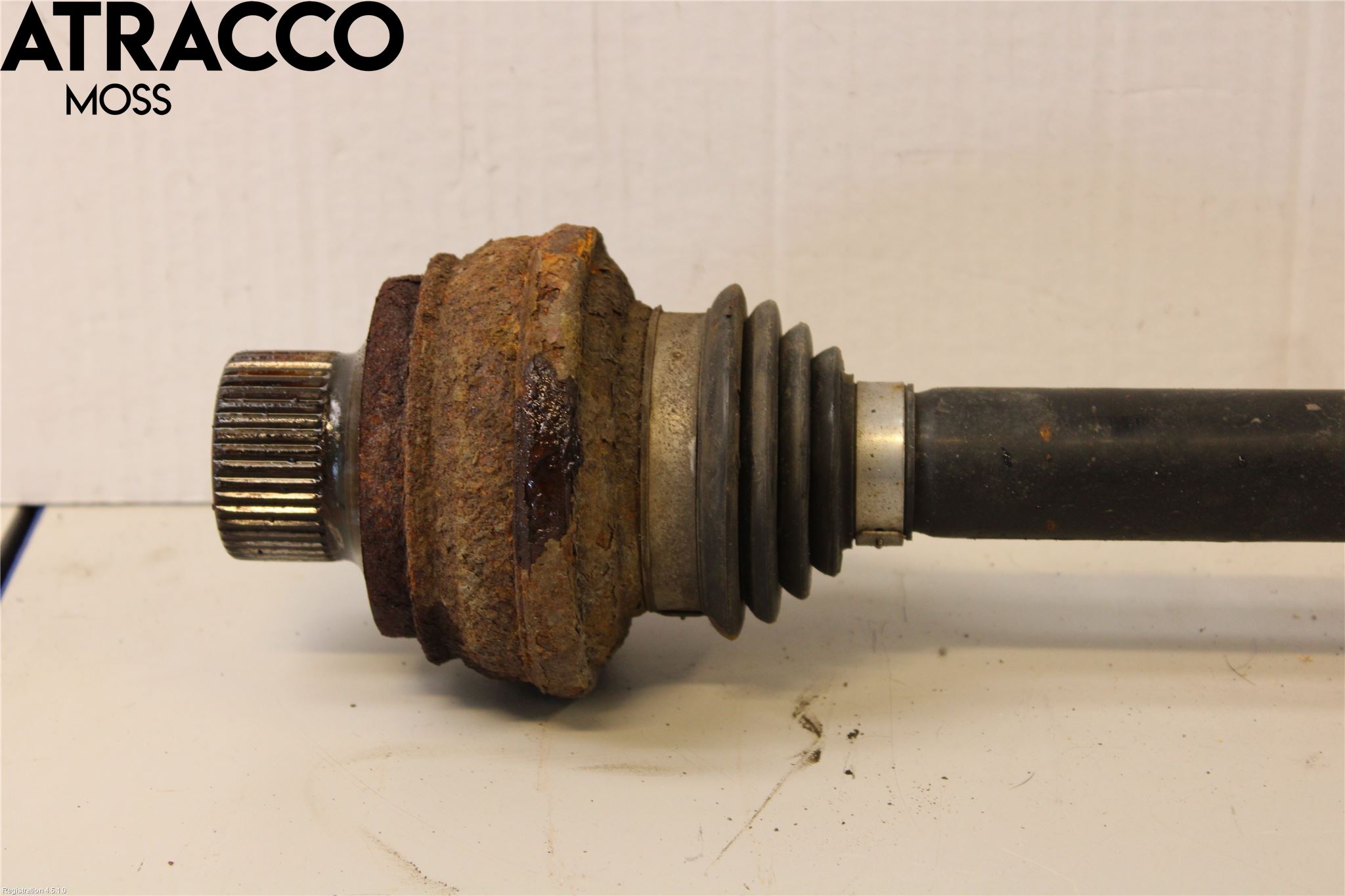 Audi Q5 09-16 Drivaxel Bak Vänster