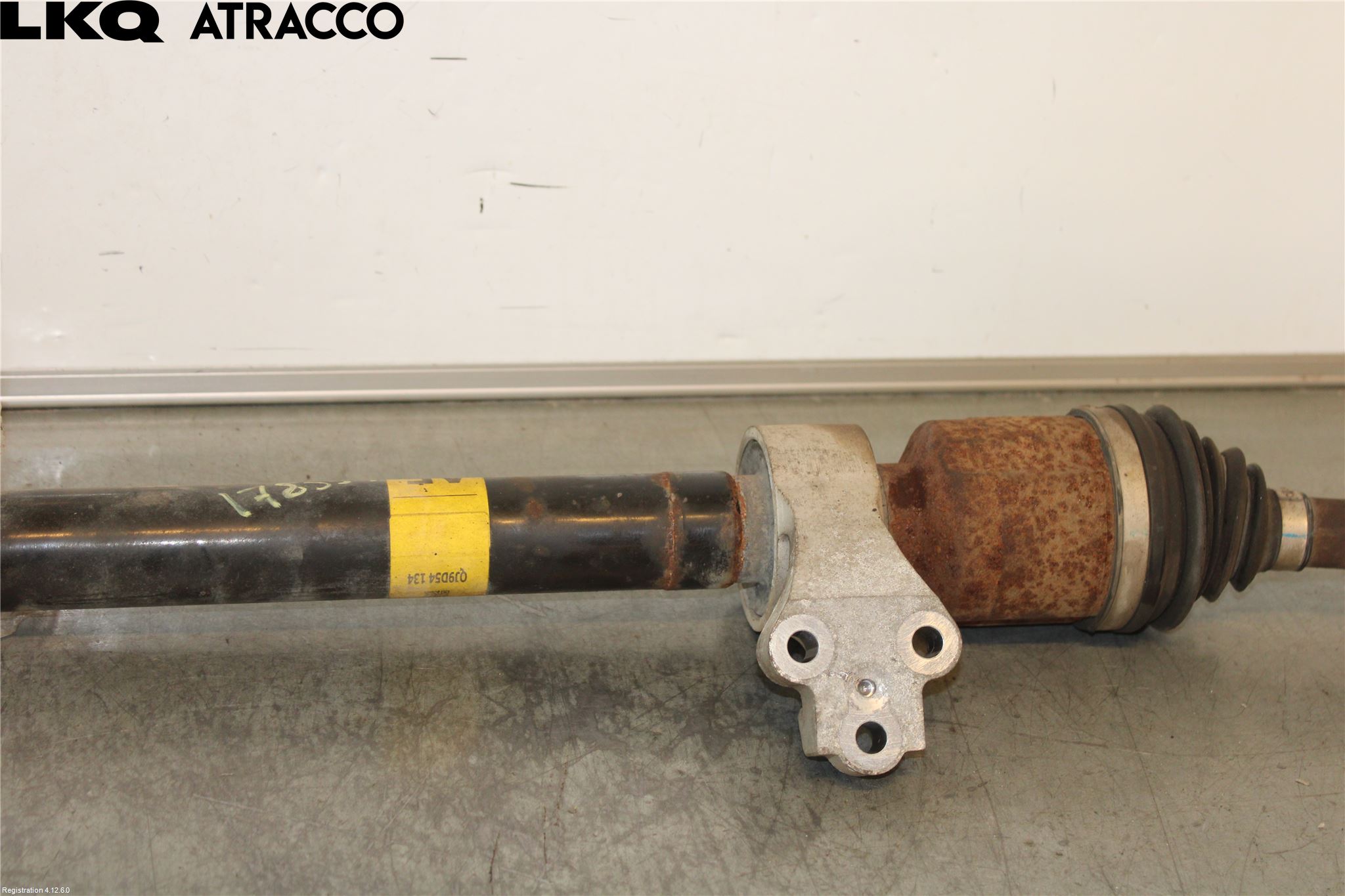 Hyundai IONIQ AE 17-22 Drivaxel Fram Höger