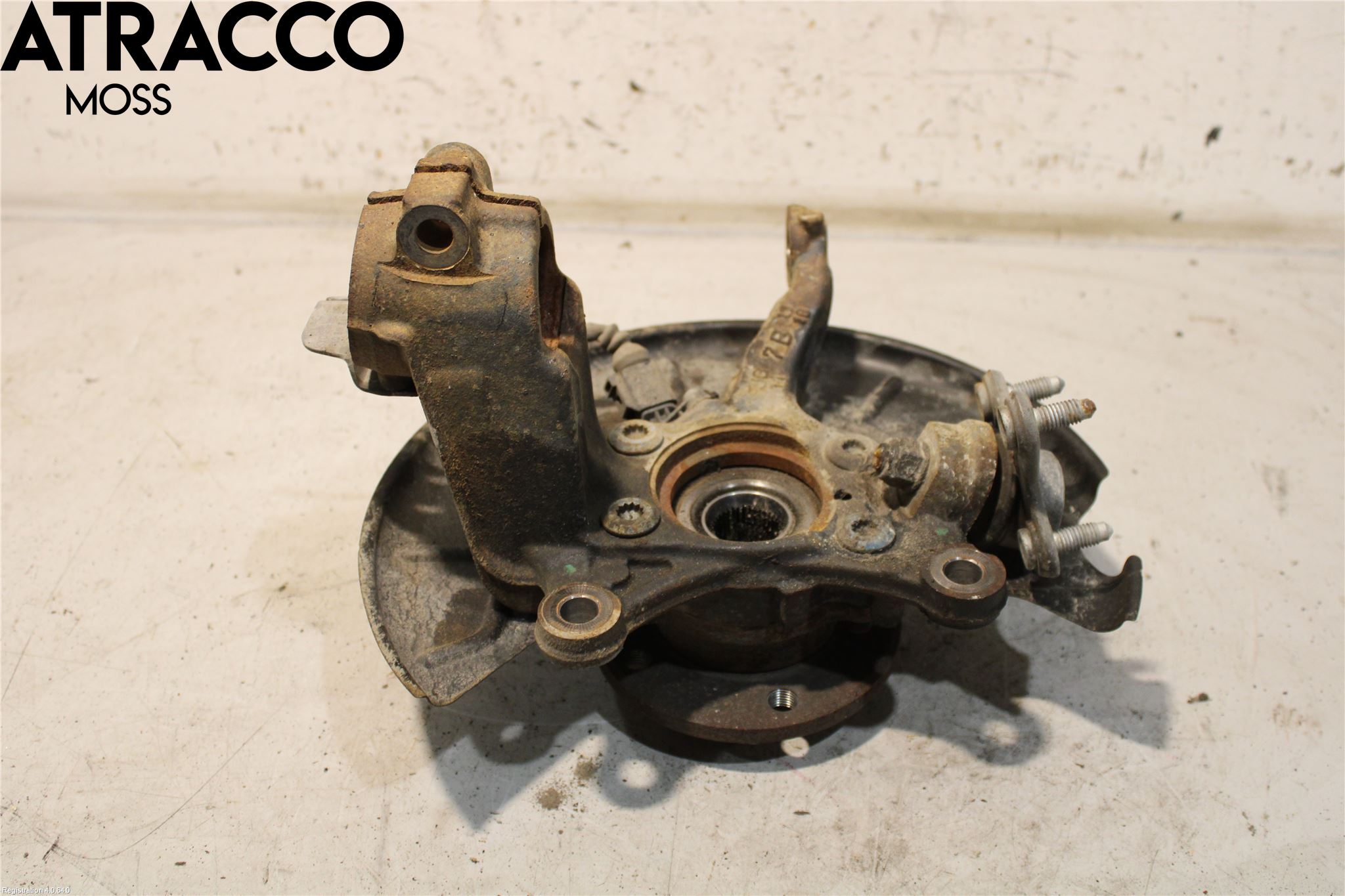 Volkswagen VW CADDY 16-20 Styrspindel Lagerhus Hö
