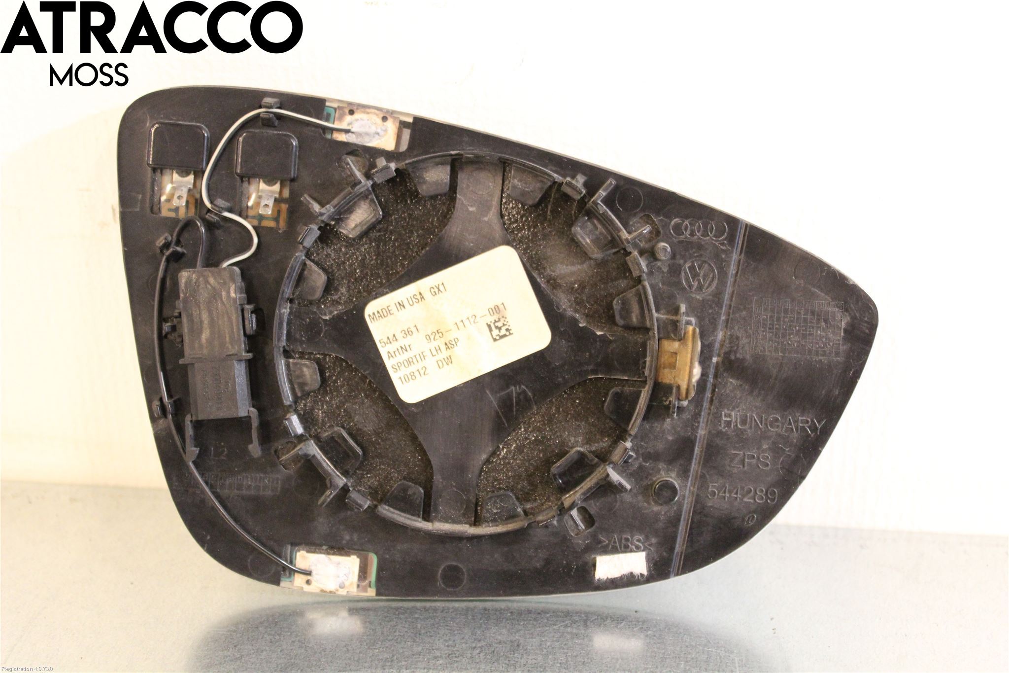 Volkswagen VW PASSAT 11-14 Spegelglas Vä