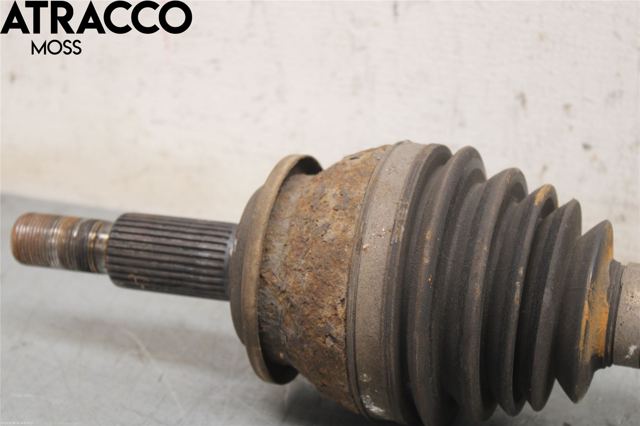 Toyota RAV4 13-18 Drivaxel Fram Höger