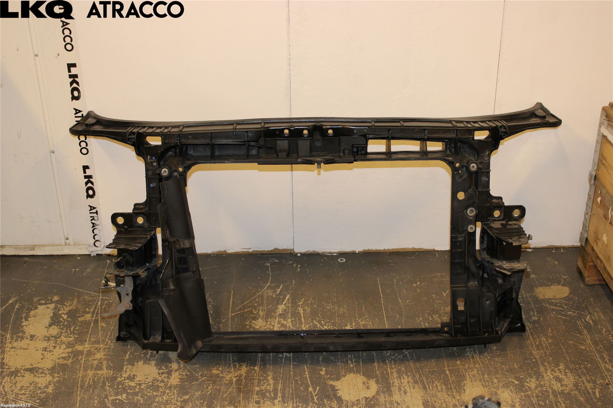 Audi A3/S3 05-13 Kylarfäste-Ram-Balk