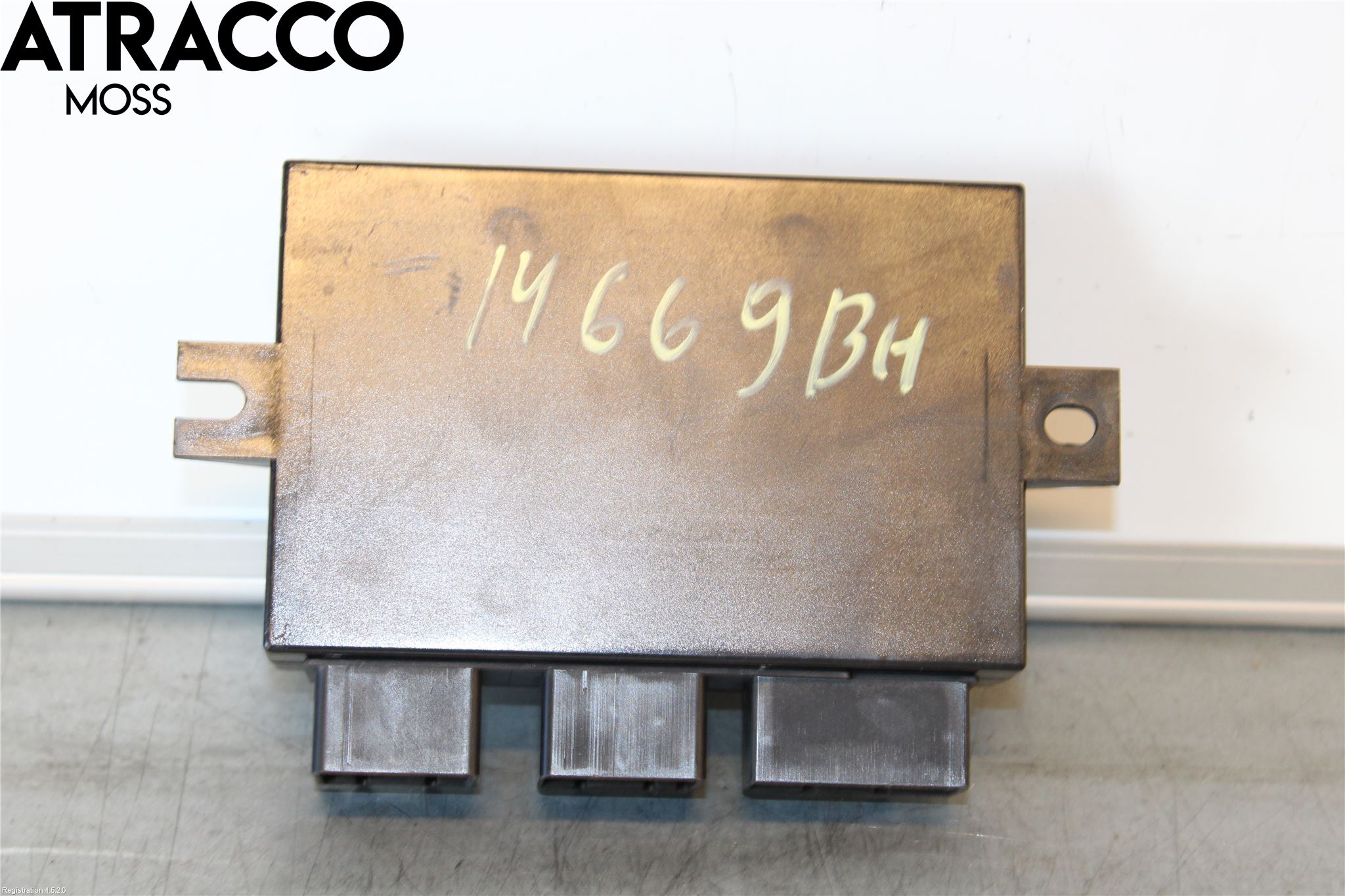 Mercedes-Benz MB C-KLASS (W204) 07-15 Styrenhet Dragkrok