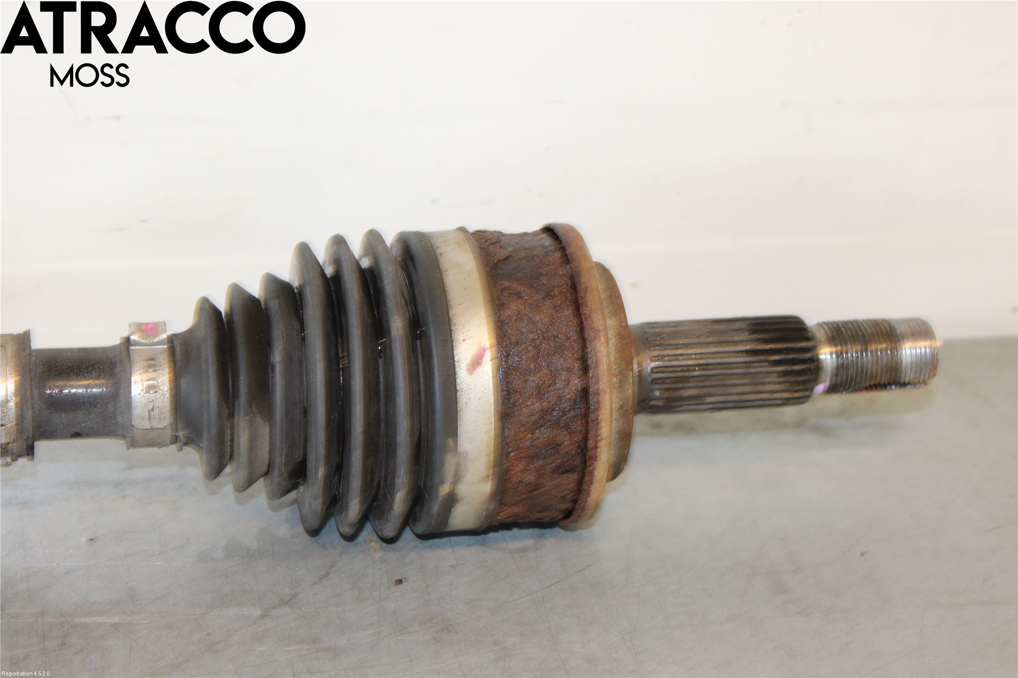 Toyota AURIS 13-19 Drivaxel Fram Vänster