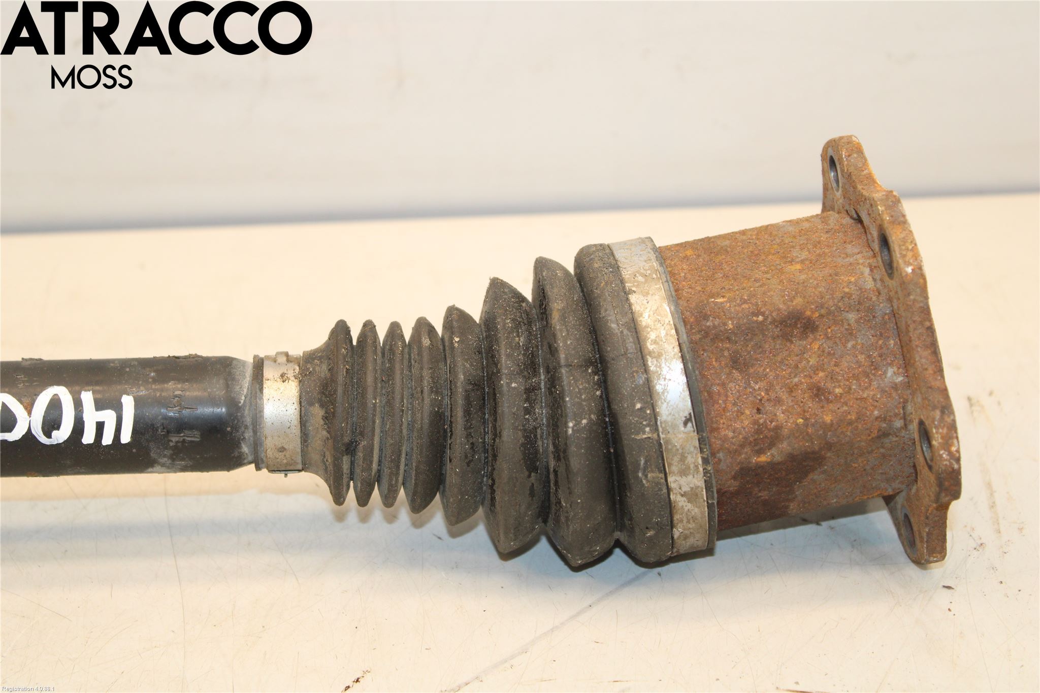 Audi A4/S4 08-11 Drivaxel Fram Vänster