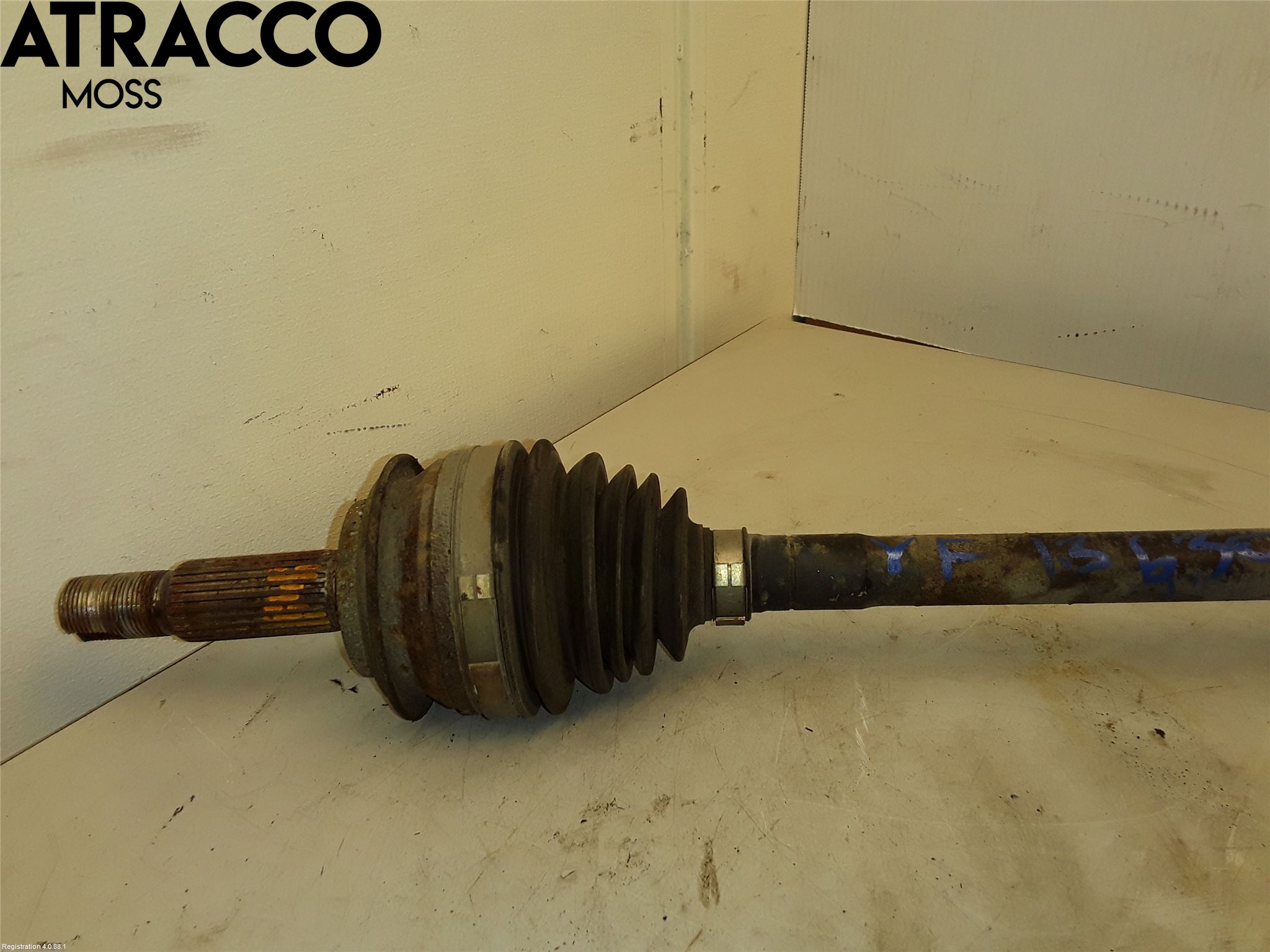 Toyota VERSO-S 11-16 Drivaxel Fram Vänster