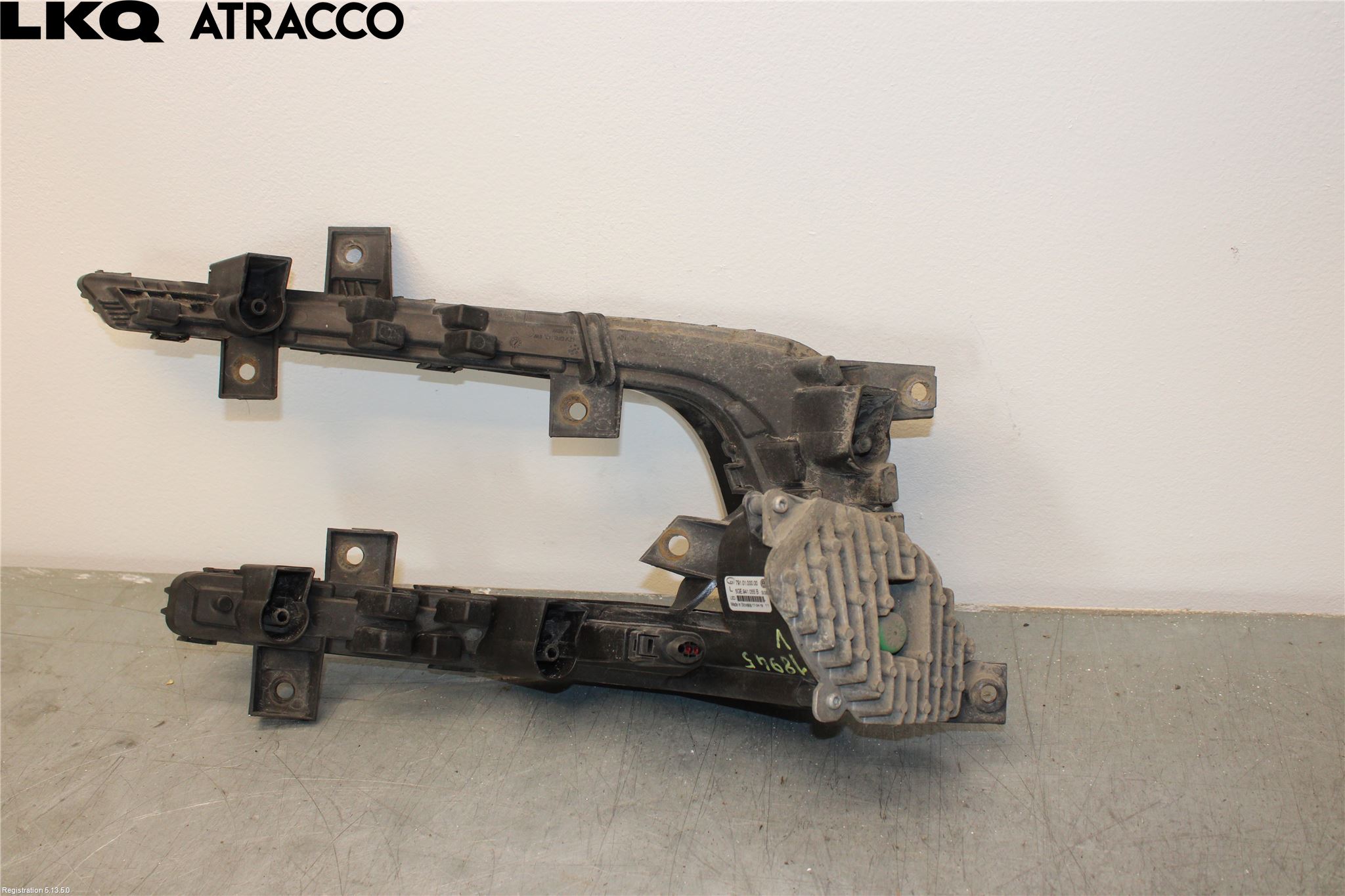 Volkswagen VW GOLF / E-GOLF VII 13-20 Dimljus-Varselljus Fram