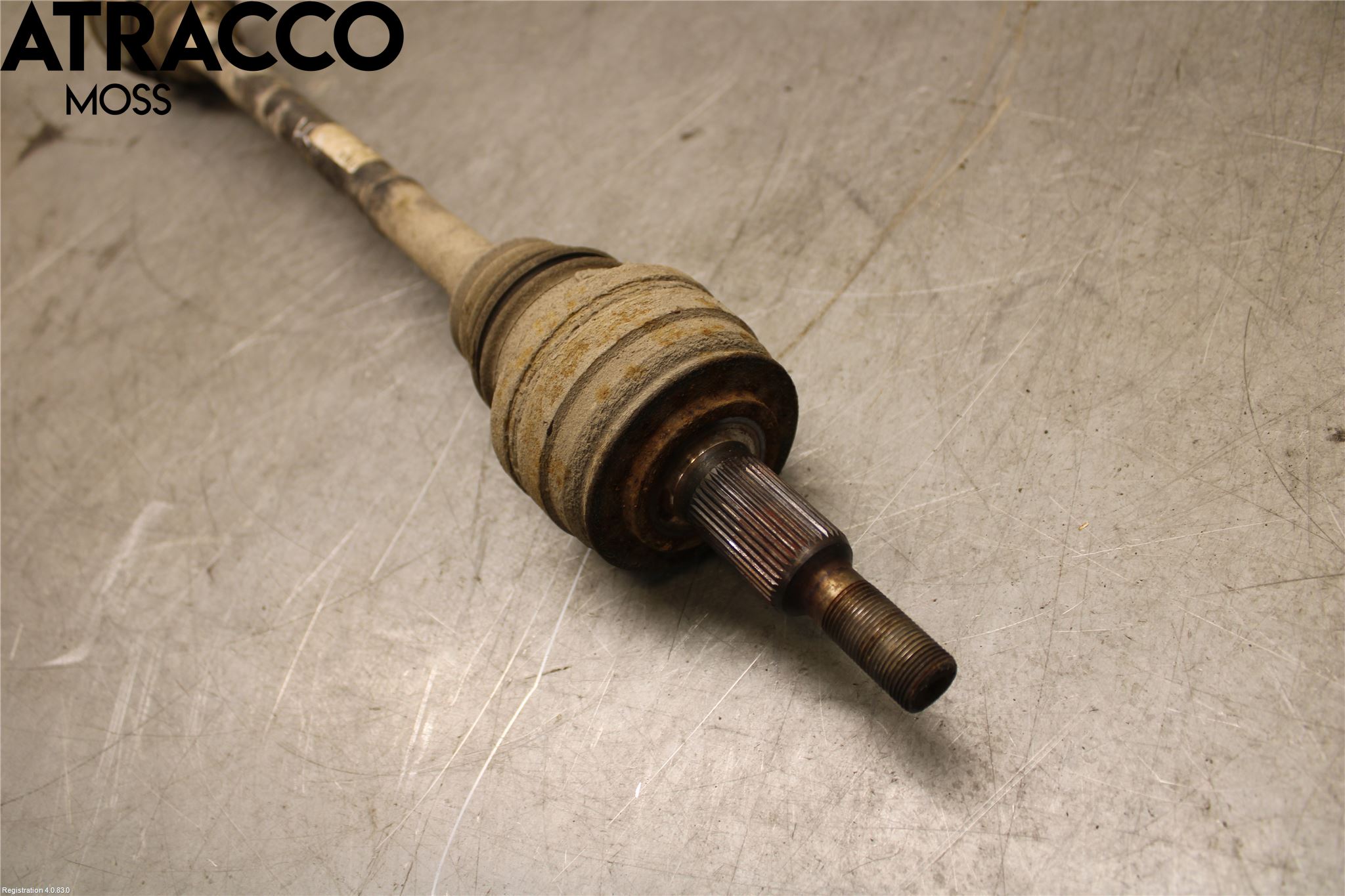 Volkswagen VW TRANSP/CARAVELLE (T5) 04-15 Drivaxel Bak Höger