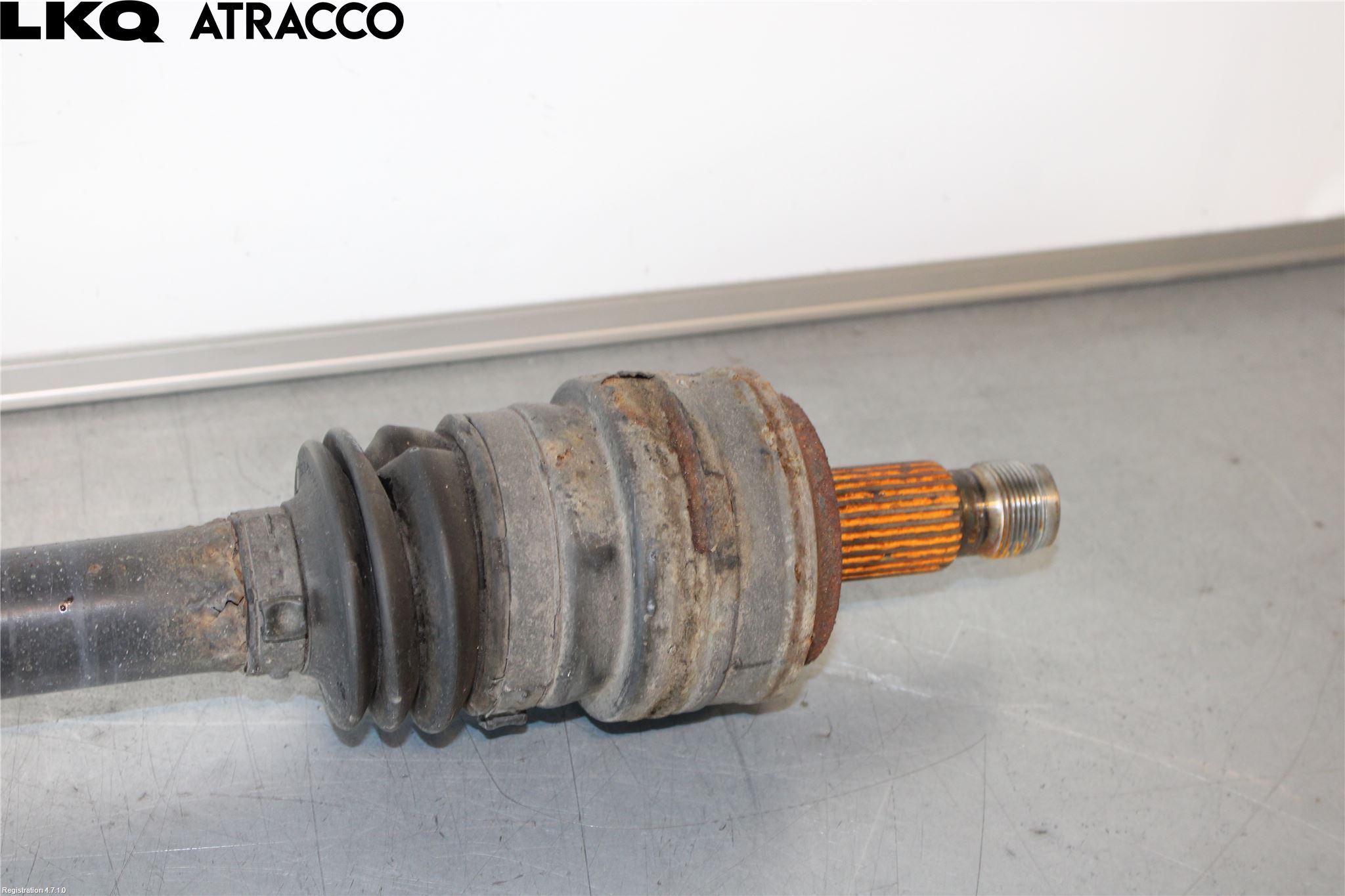 Mercedes-Benz MB C-KLASS (W205) 14-21 Drivaxel Bak Höger