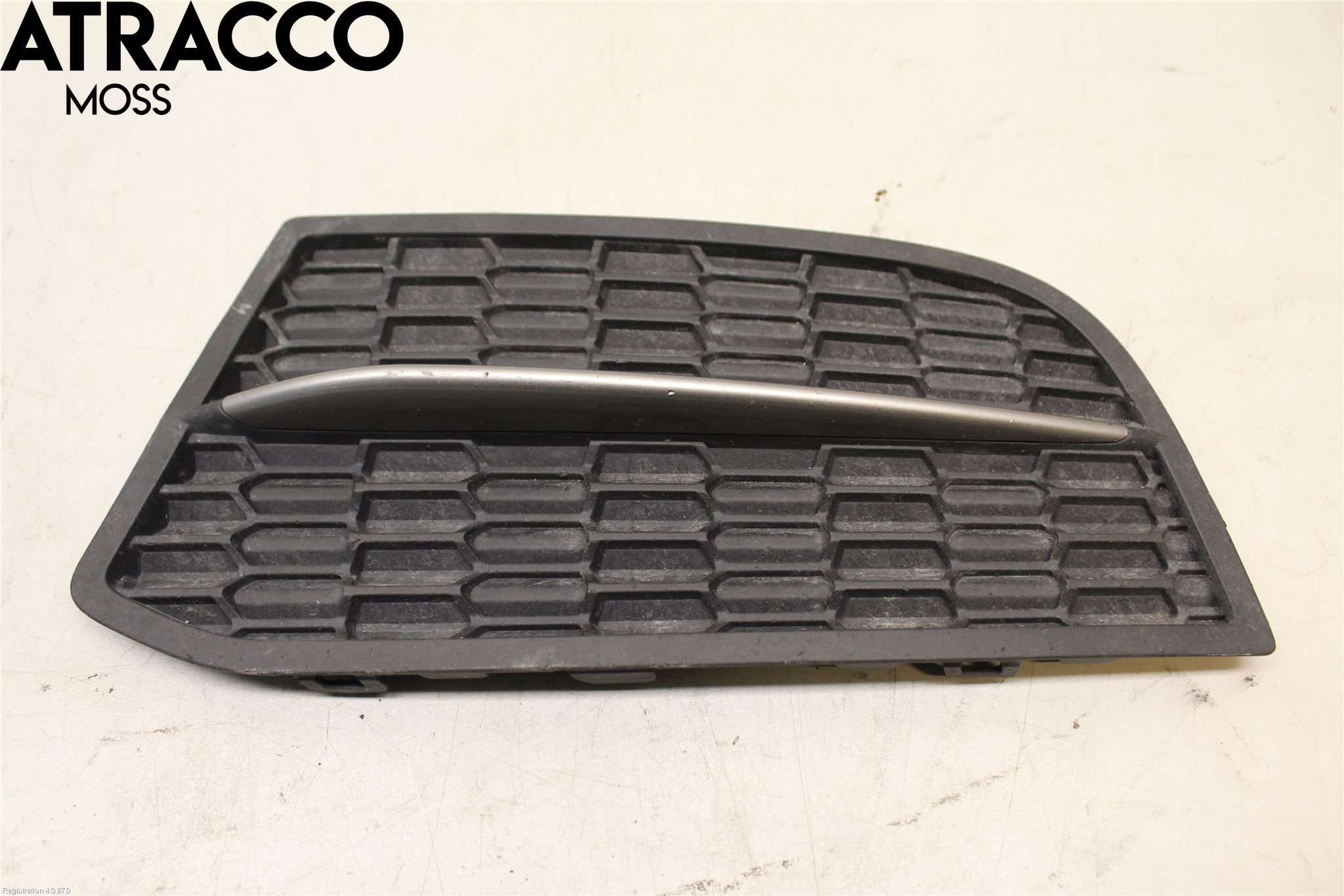 BMW 5 F10/F11/F18 09-17 Grilldel Vänster