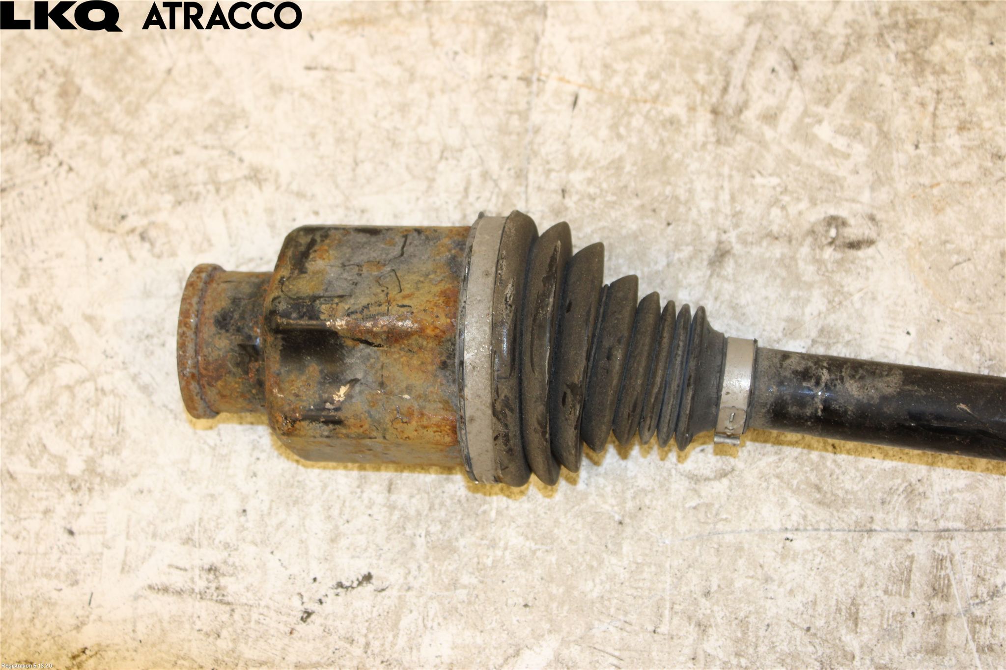 Xpeng G9 22- Drivaxel Bak Höger