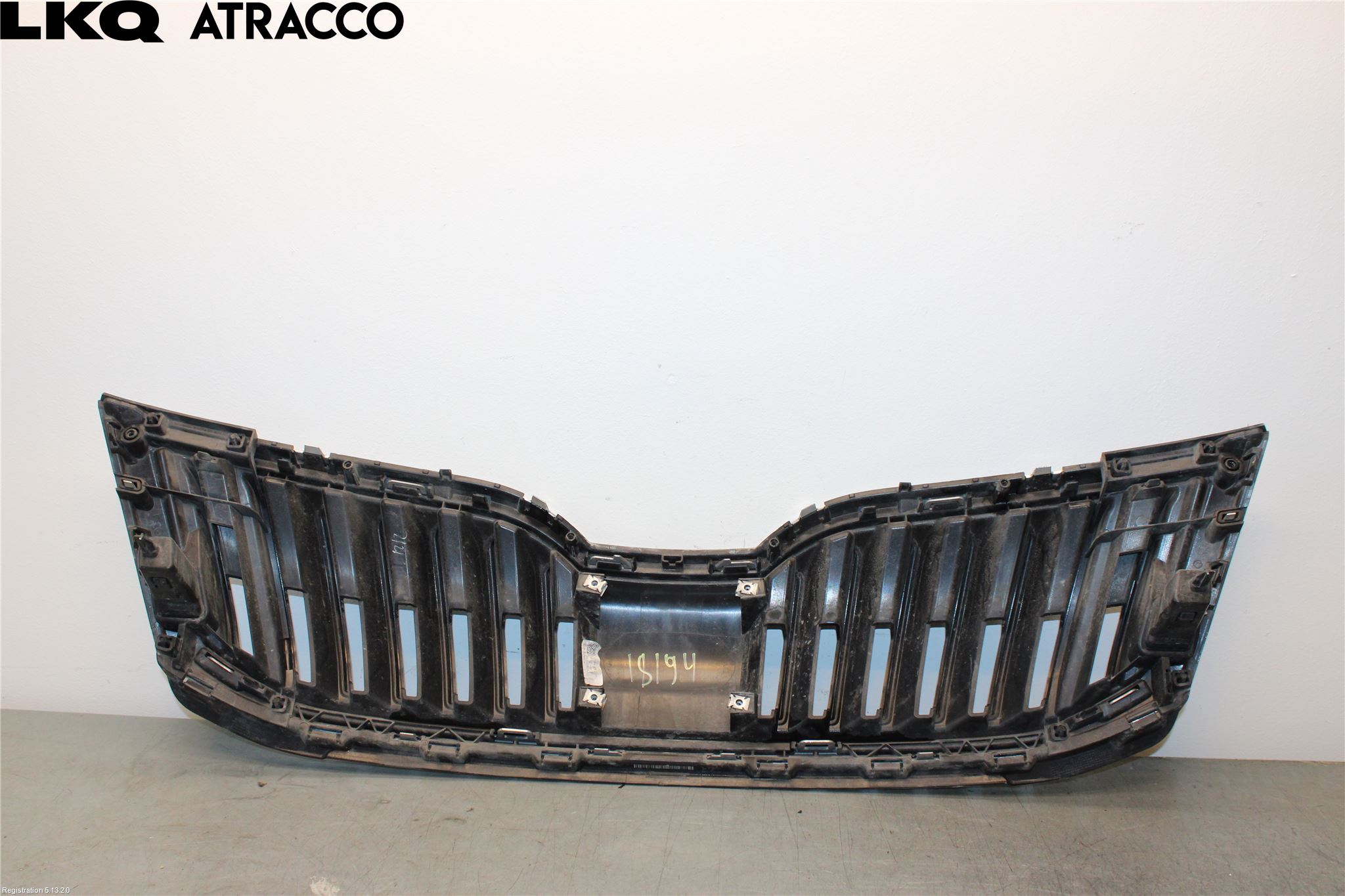 Skoda OCTAVIA (5E) 13-20 Grill Komp