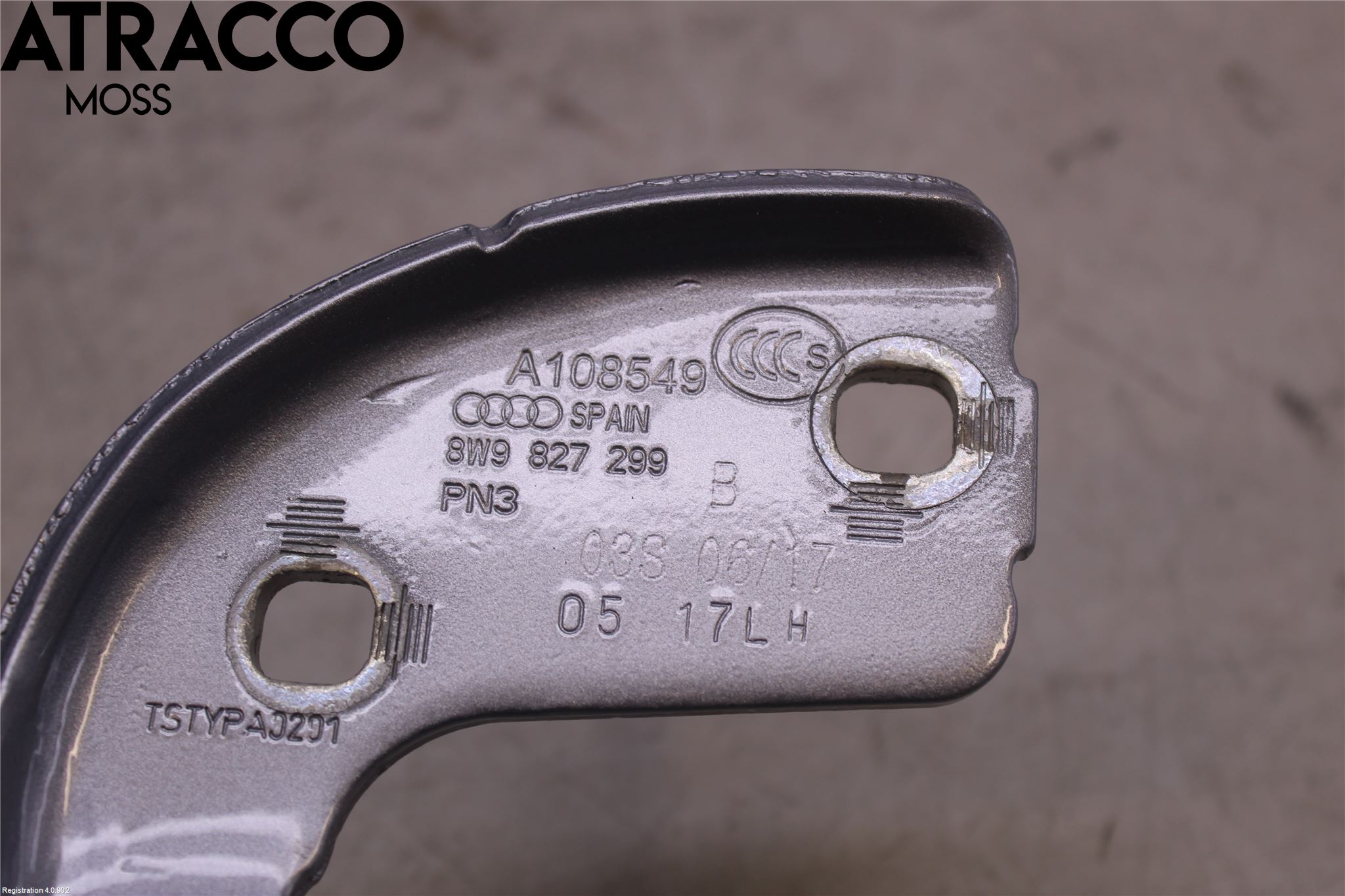 Audi A4 12-15 Bakluckegångjärn Vä