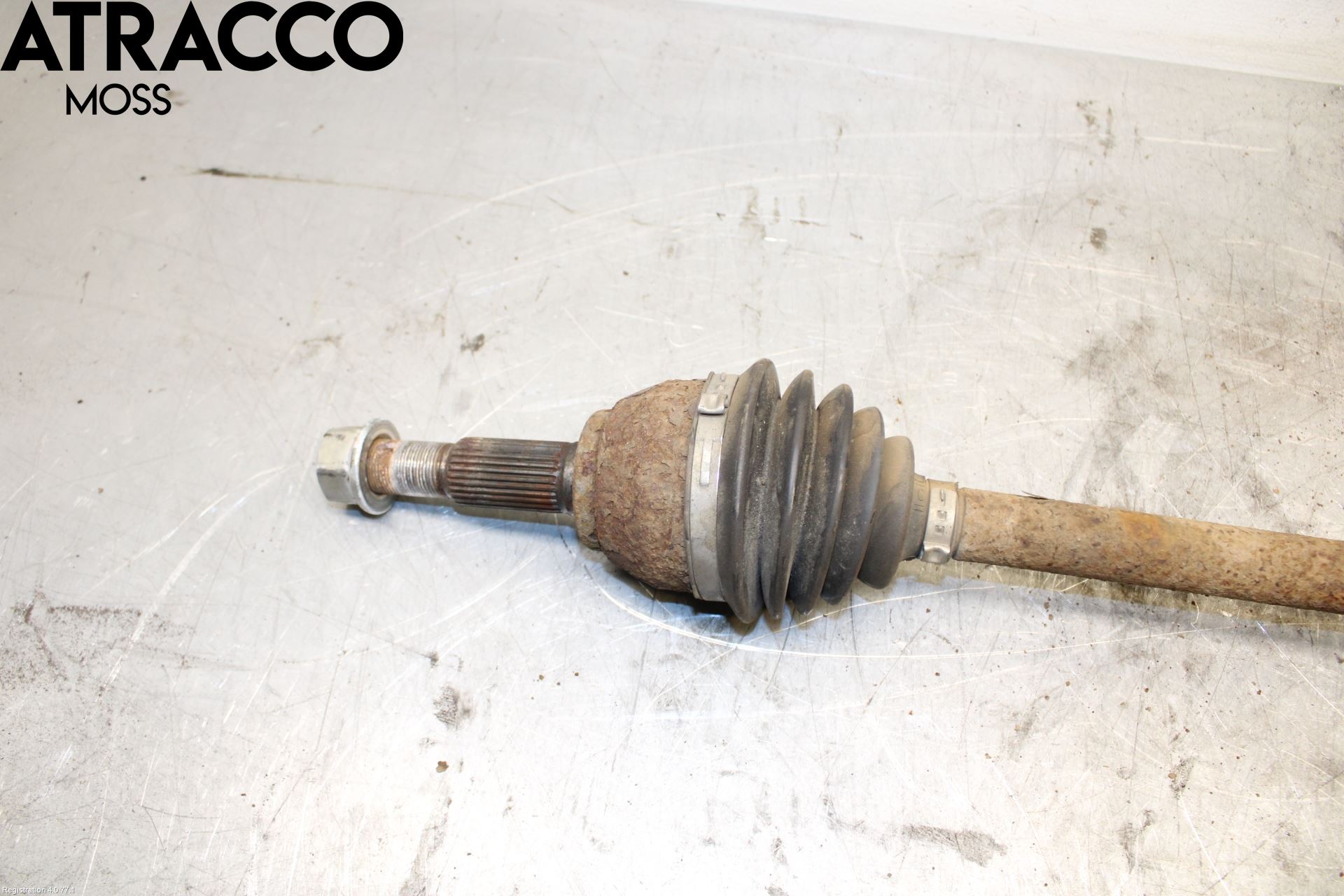 Nissan LEAF 11-17 Drivaxel Fram Höger