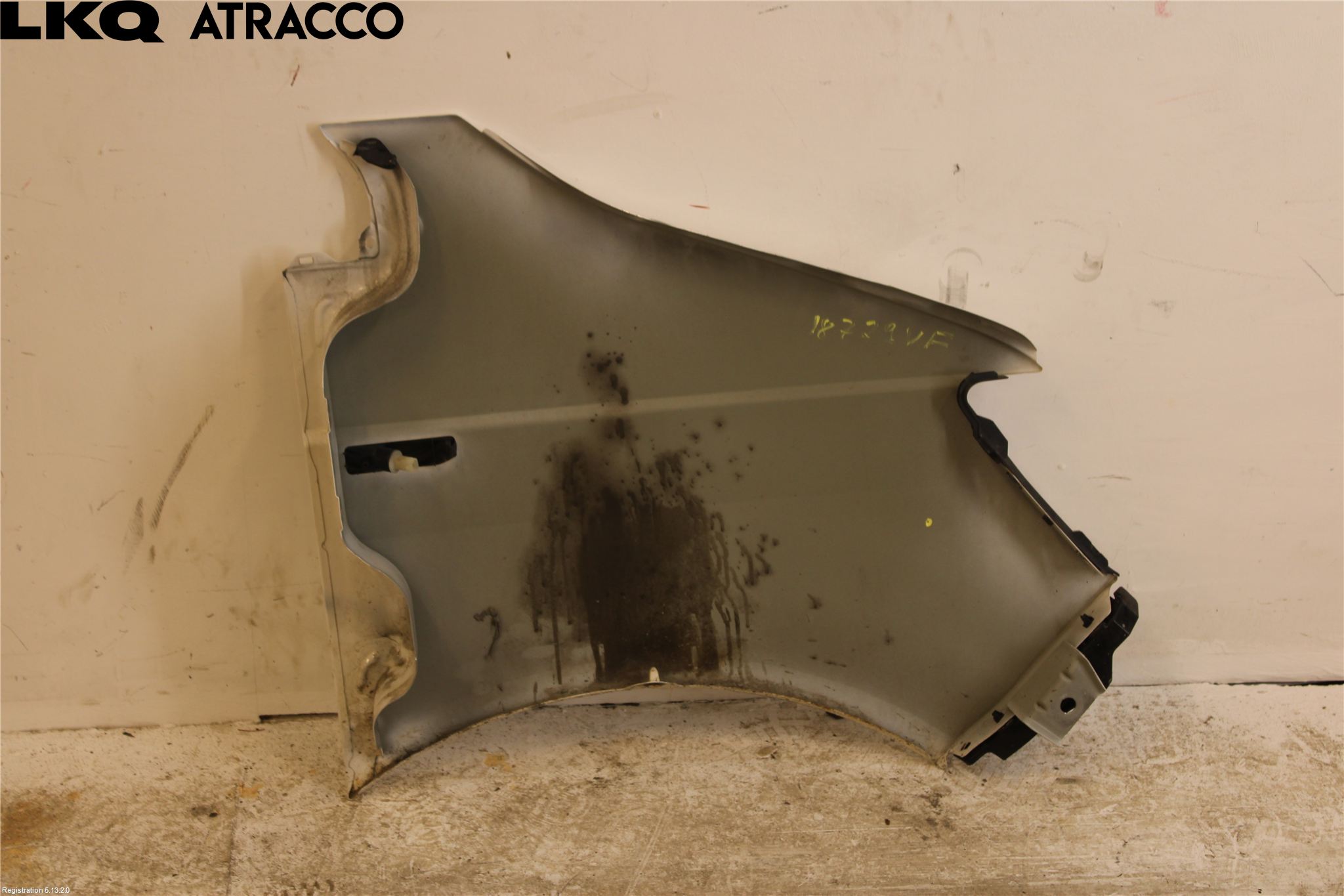 Volkswagen VW TRANSP/CARAVELLE (T6) 16-22 Skärm Fram Vänster