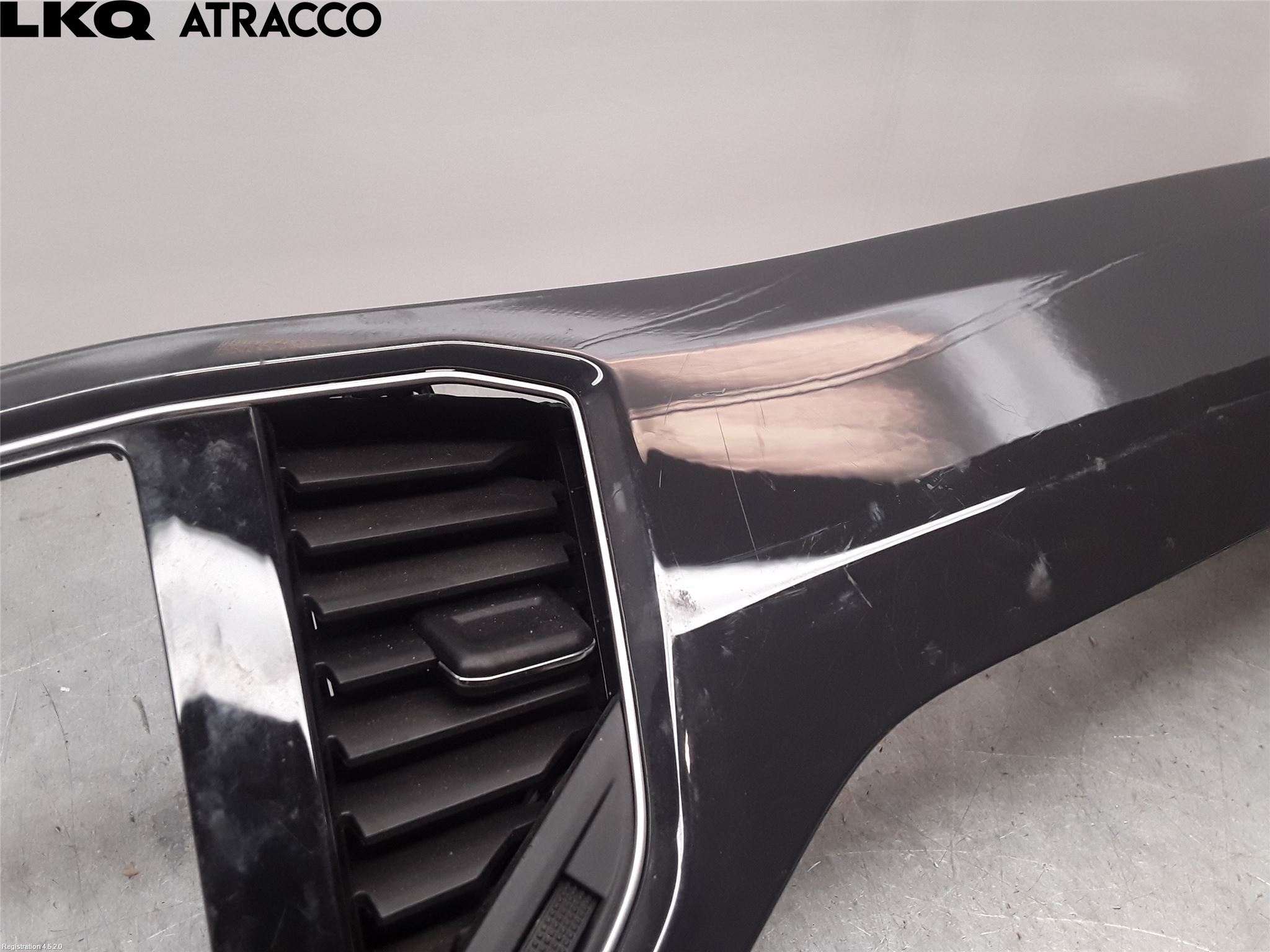 Volkswagen VW T-ROC 18- Instrumentbräda Inlägg-Dekorlist