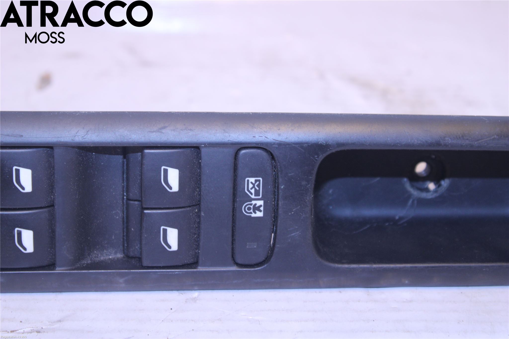Peugeot 5008 10-16 Strömställare Elhiss