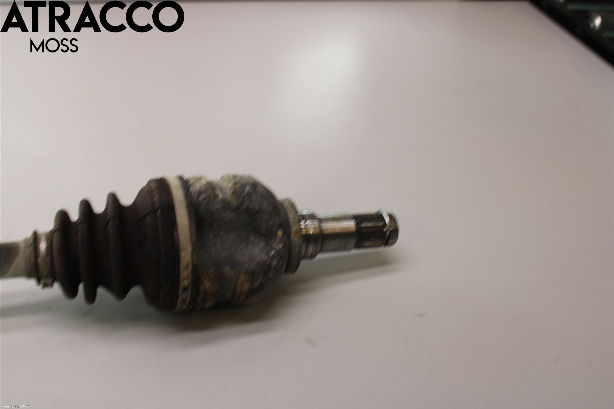 Toyota YARIS XP130 12-14 Drivaxel Fram Vänster