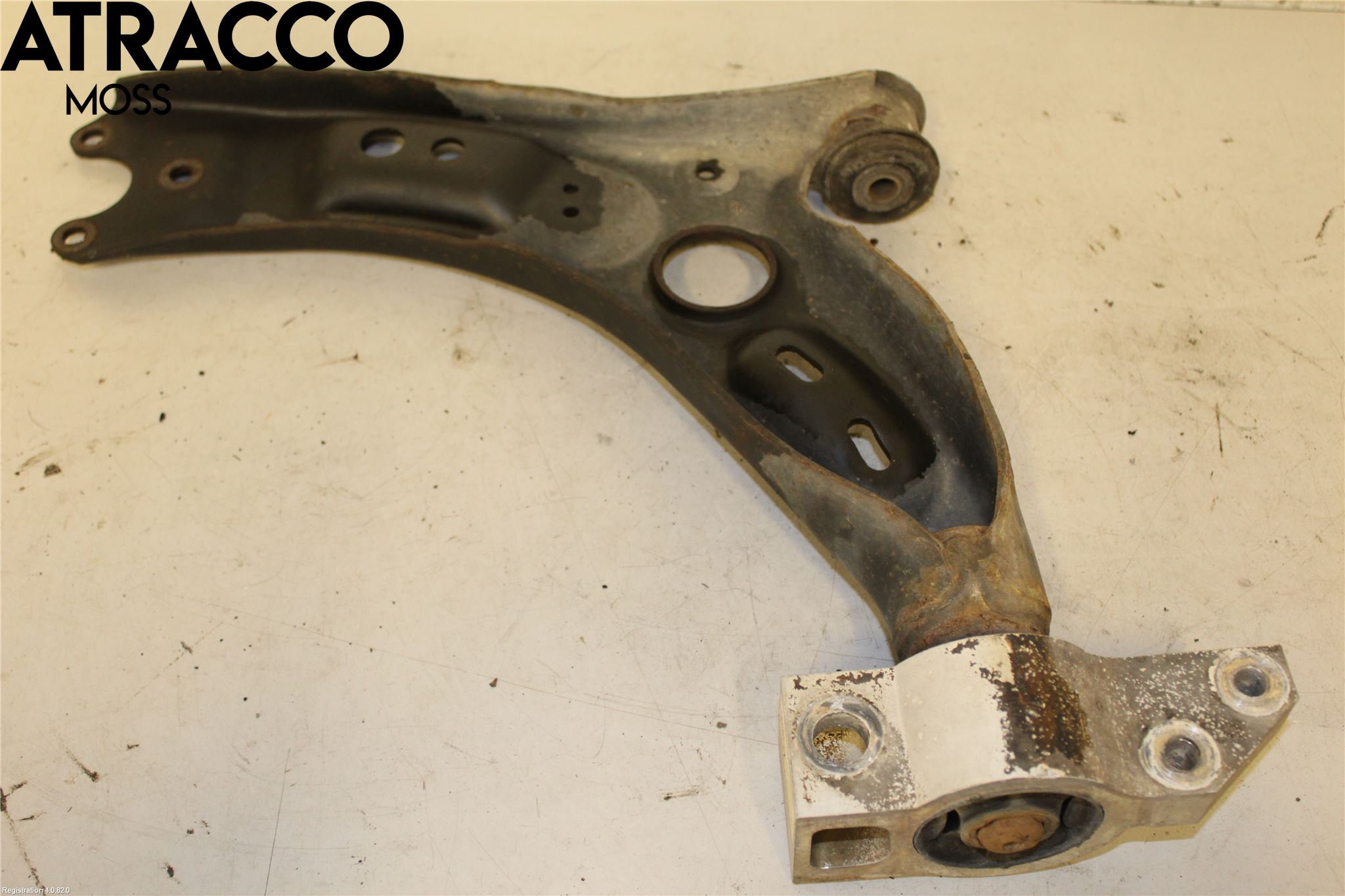 Volkswagen VW TOURAN 10-15 Bärarm Fram Undre Hö