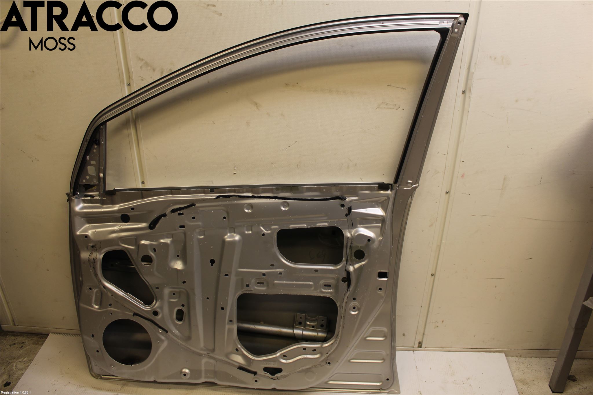 Toyota PRIUS NWH20 04-08 Dörr Fram Höger