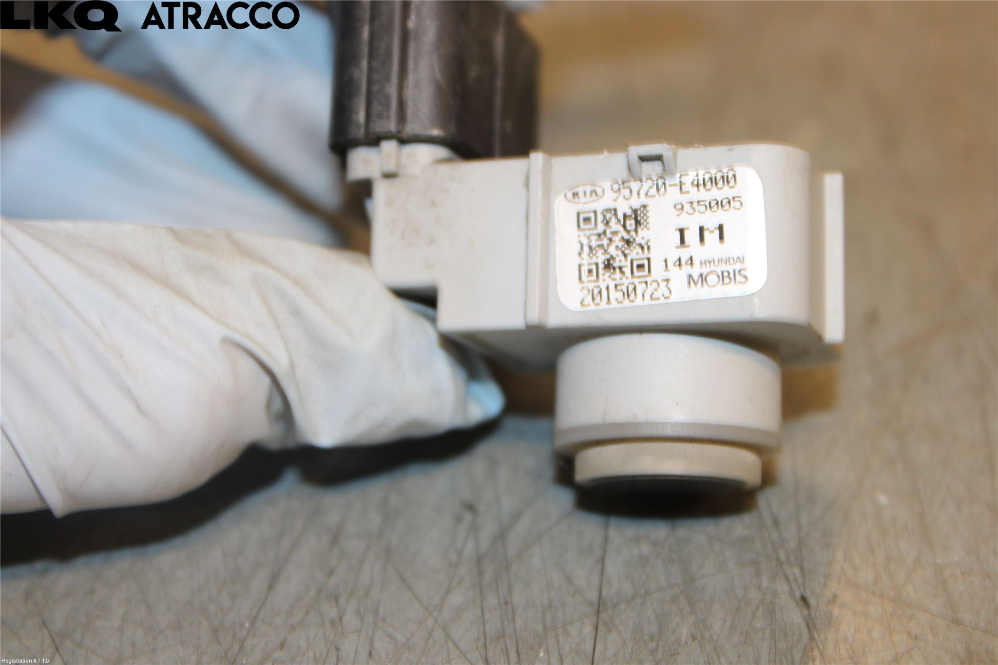 Kia SOUL 09- Parkeringshjälp Frontsensor