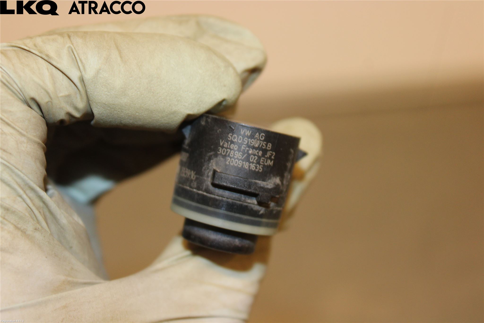 Skoda OCTAVIA (5E) 13-20 Parkeringshjälp Frontsensor