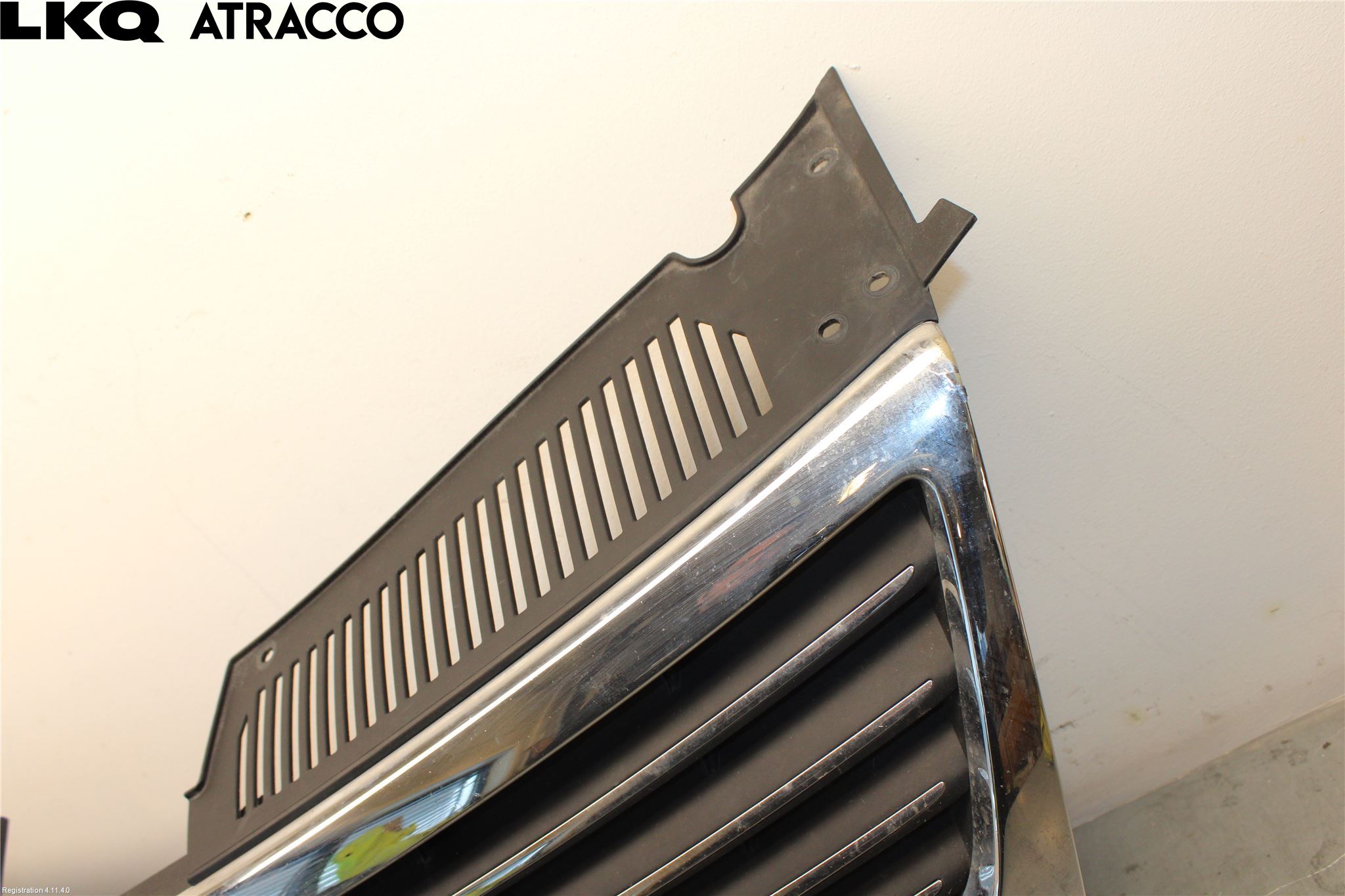Volkswagen VW PASSAT 05-11 Grill Komp