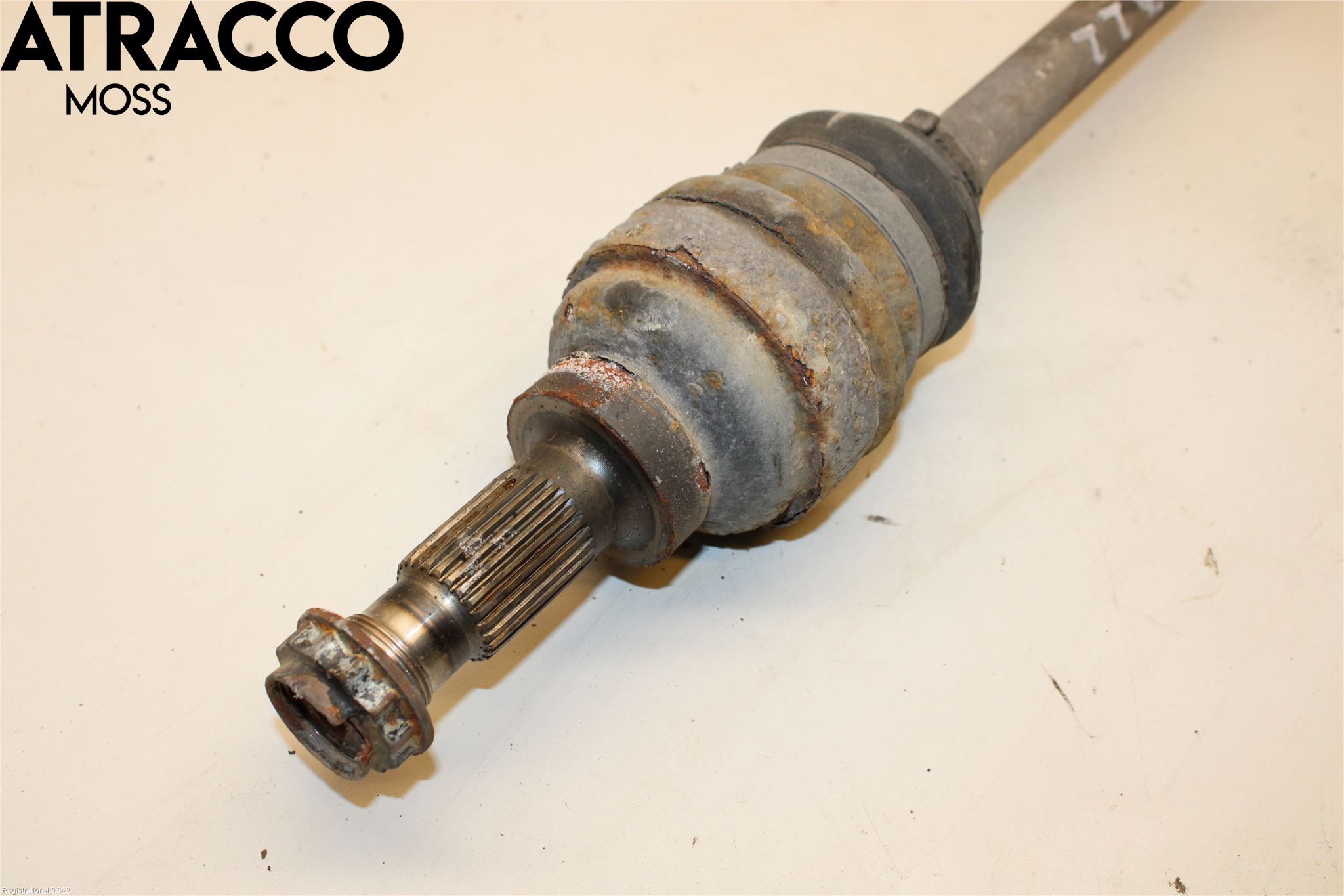 Mercedes-Benz MB GLA-KLASS (X156) 13-20 Drivaxel Bak Vänster